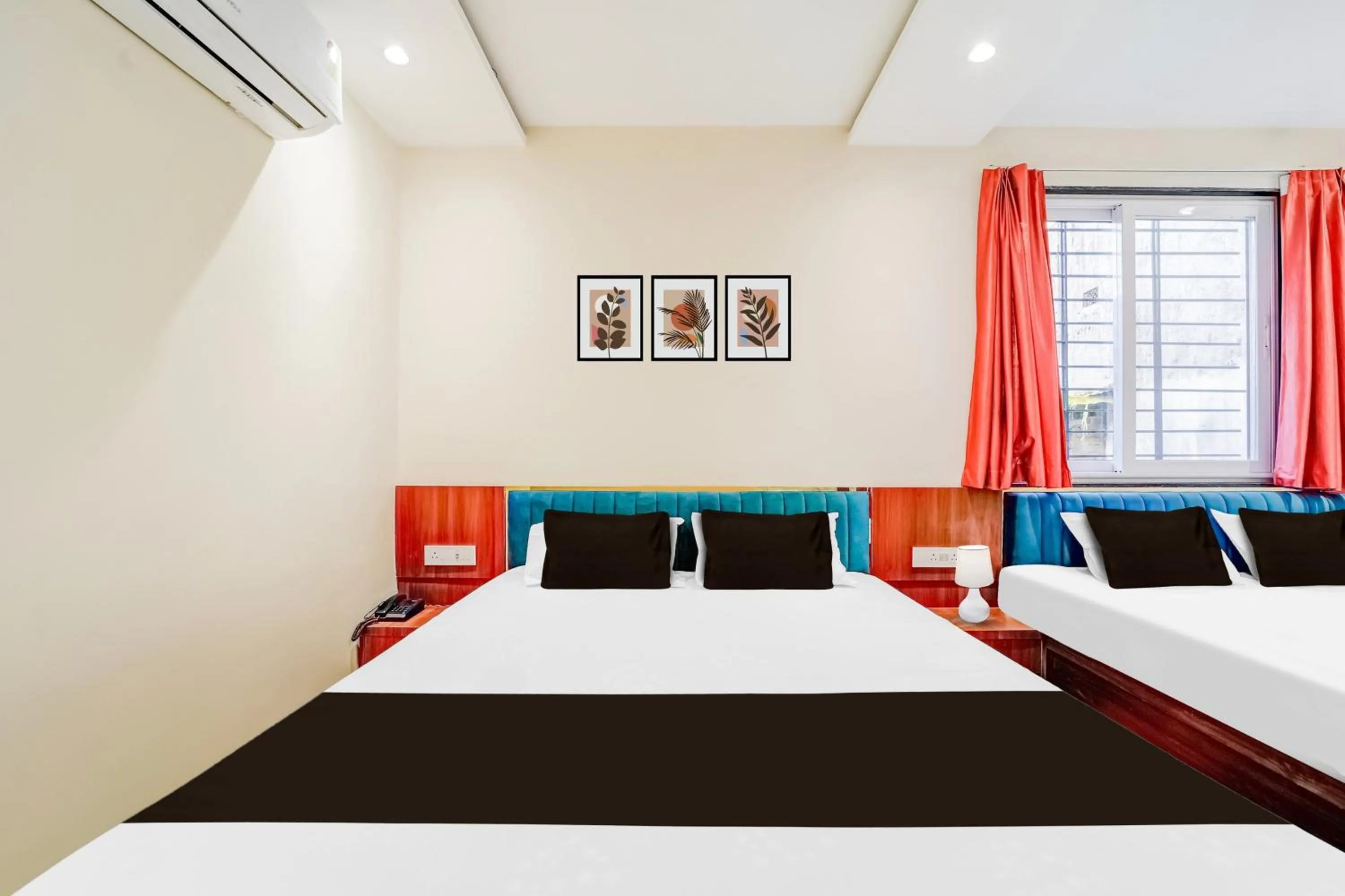 Bedroom, Bed in Hotel O Mahakal Temple Formerly Shivangam