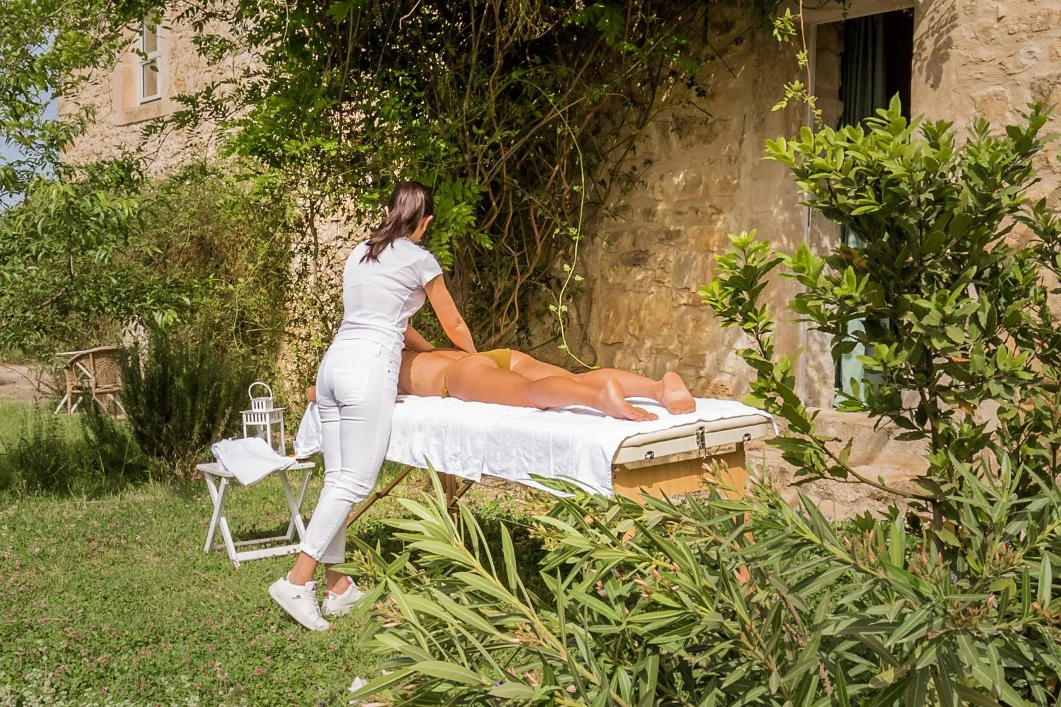 Massage in Baglio Occhipinti