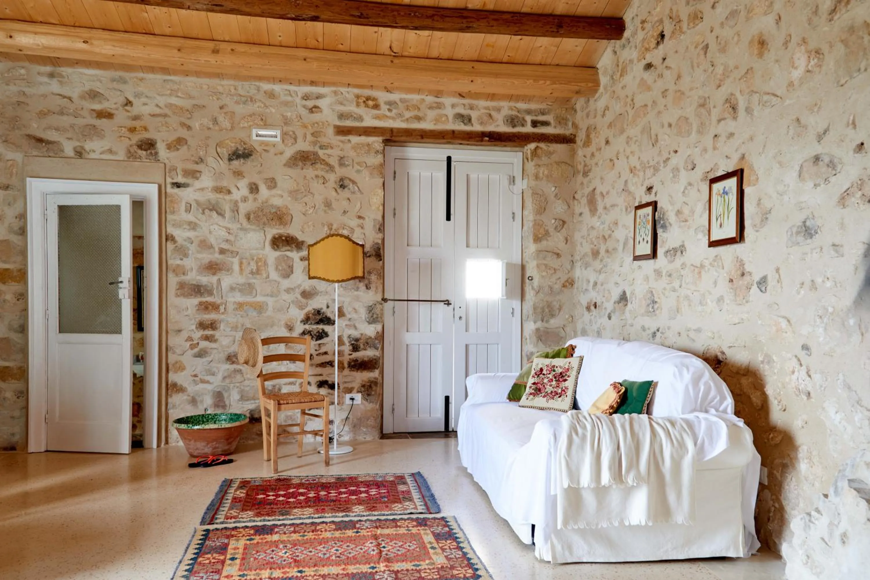 Living room, Bed in Baglio Occhipinti