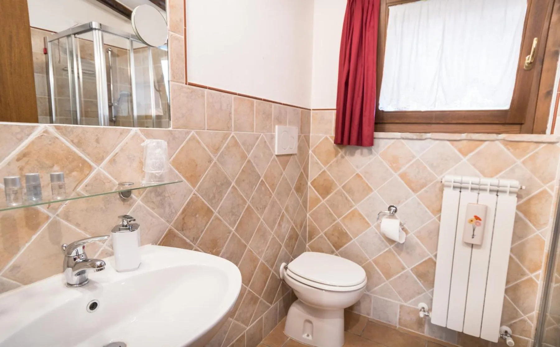 Shower in B&B Cantico Delle Creature