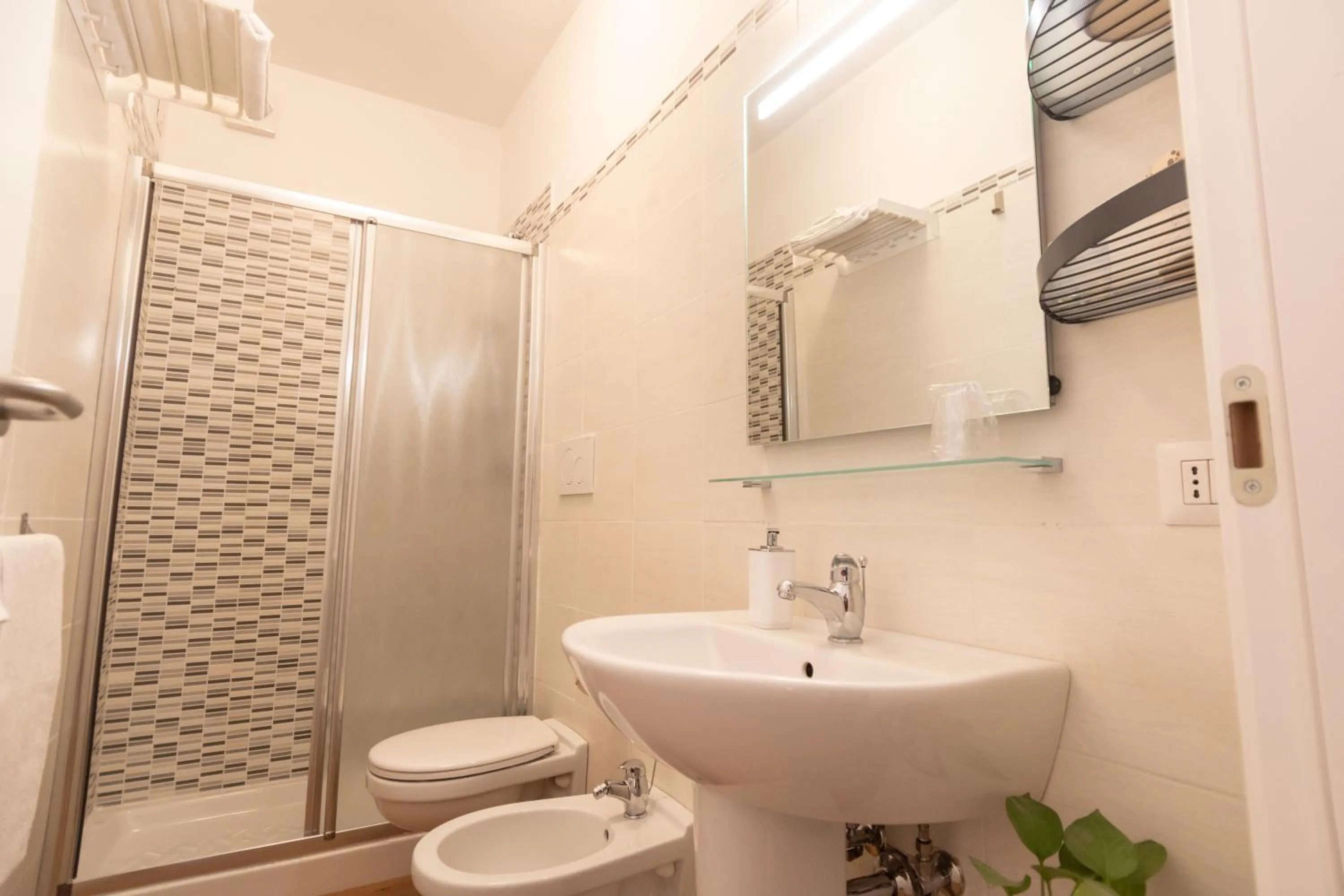 Bathroom in B&B Cantico Delle Creature