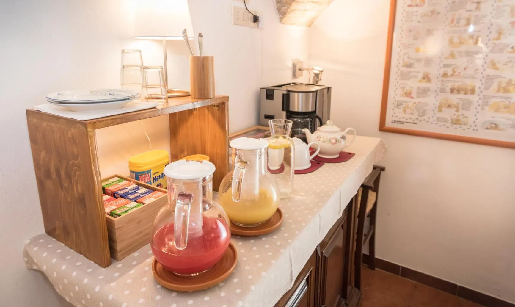 Communal lounge/ TV room in B&B Cantico Delle Creature