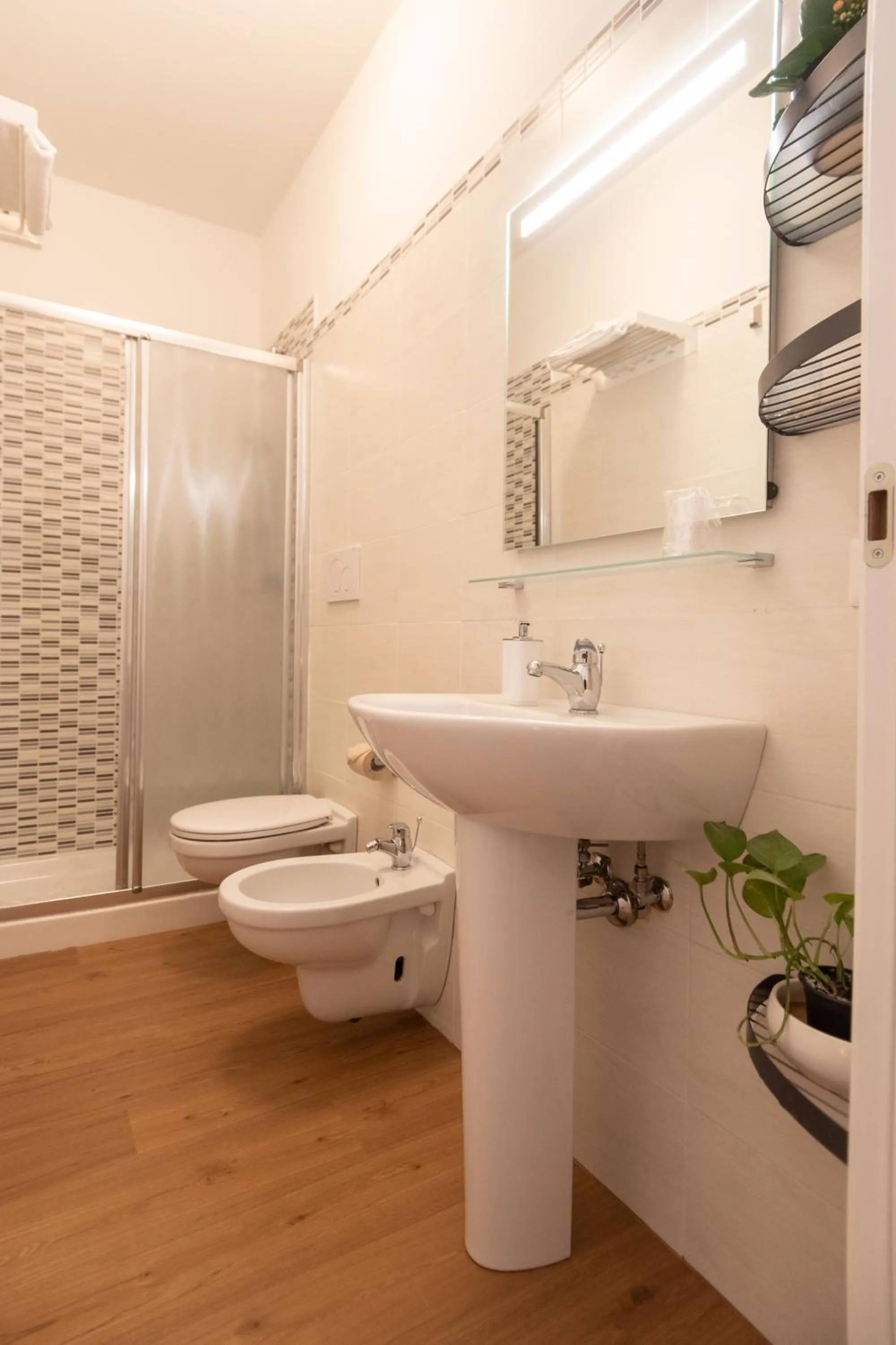 Shower in B&B Cantico Delle Creature