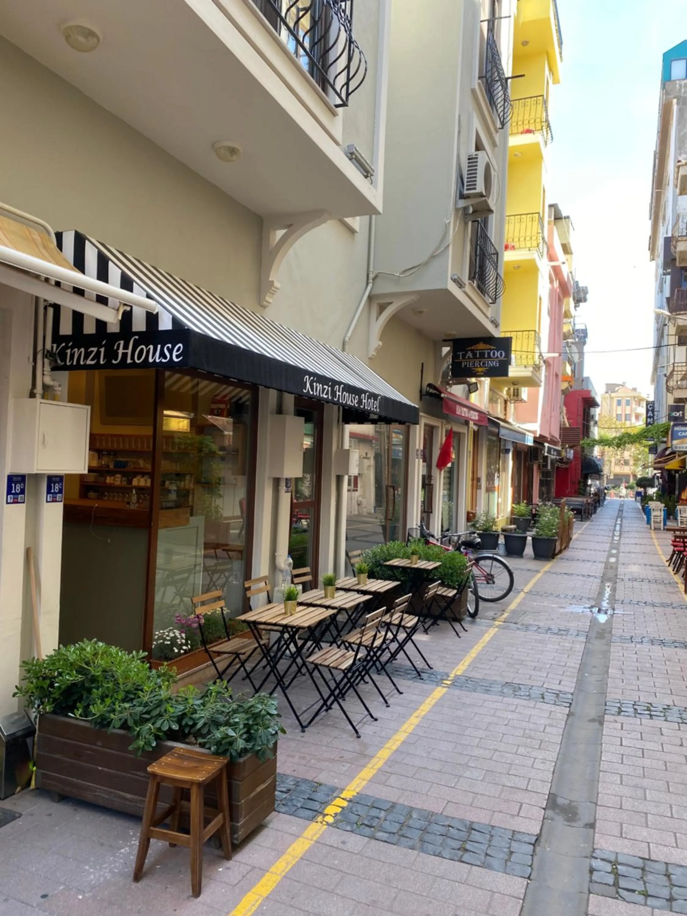 Lobby or reception in Kinzi House