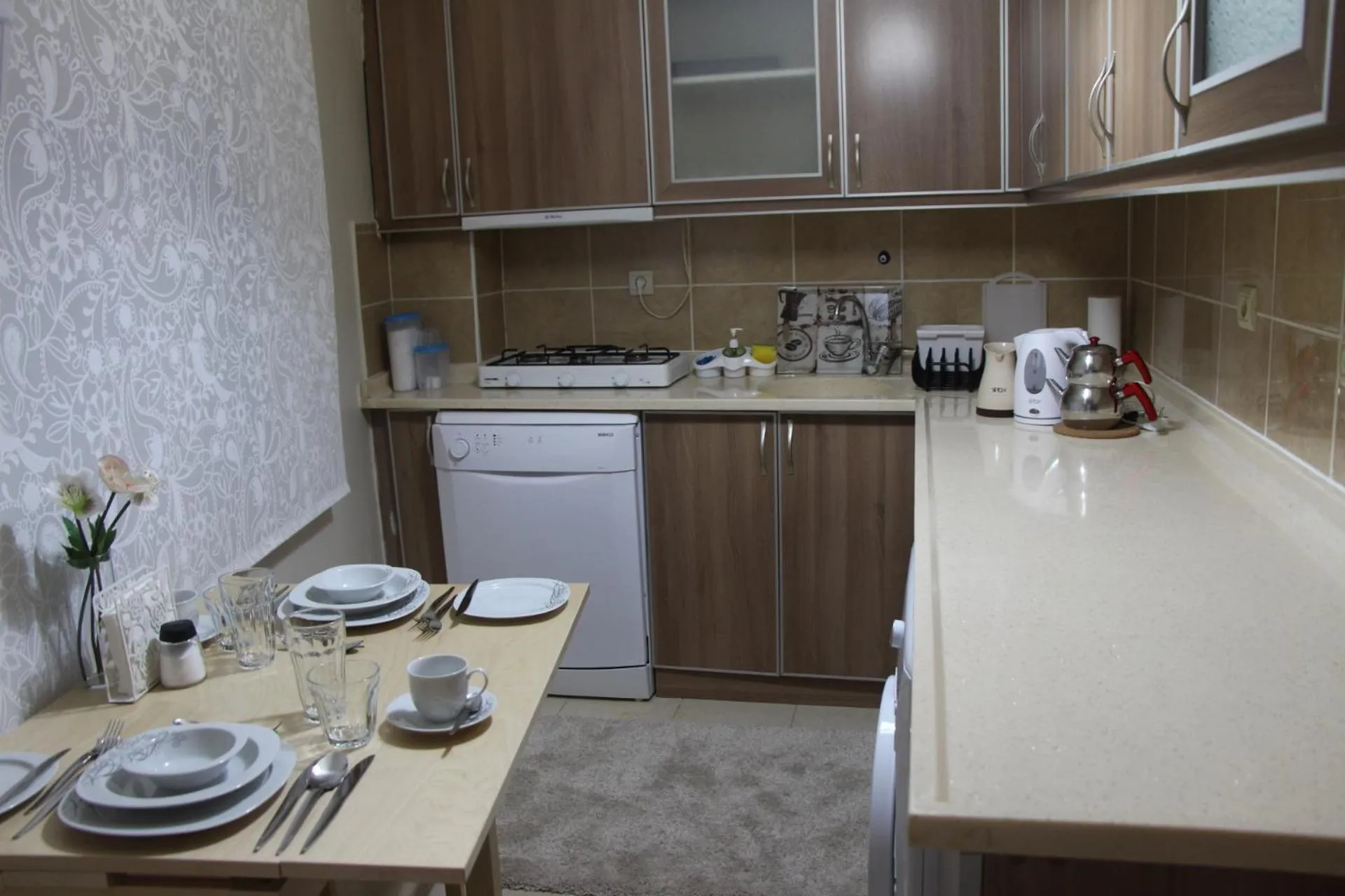 Kitchen or kitchenette in Kinzi House