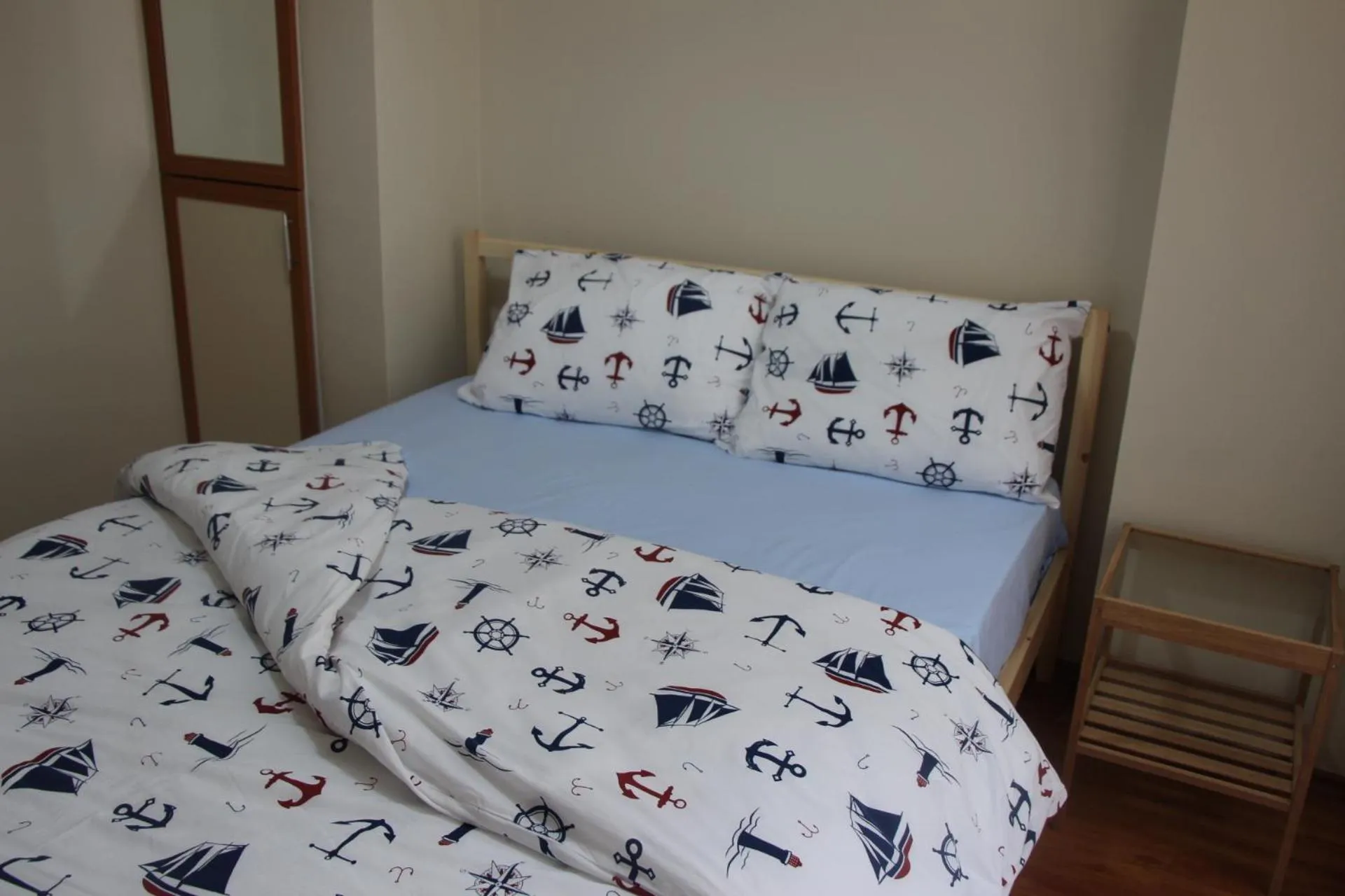 Bedroom, Bed in Kinzi House