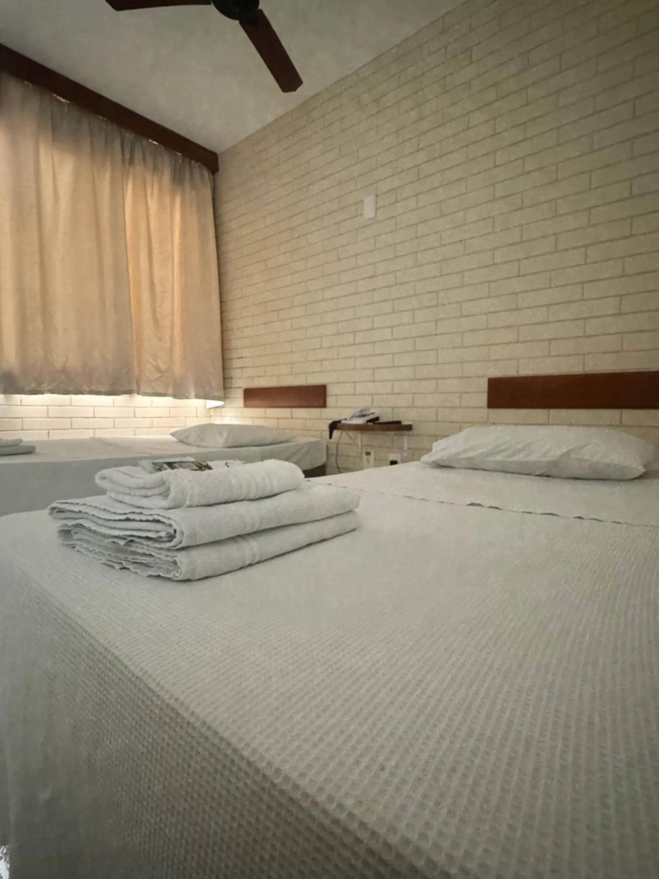 Budget Twin Room in Big Hotel Florianópolis Budget Twin Room in Big Hotel Florianópolis