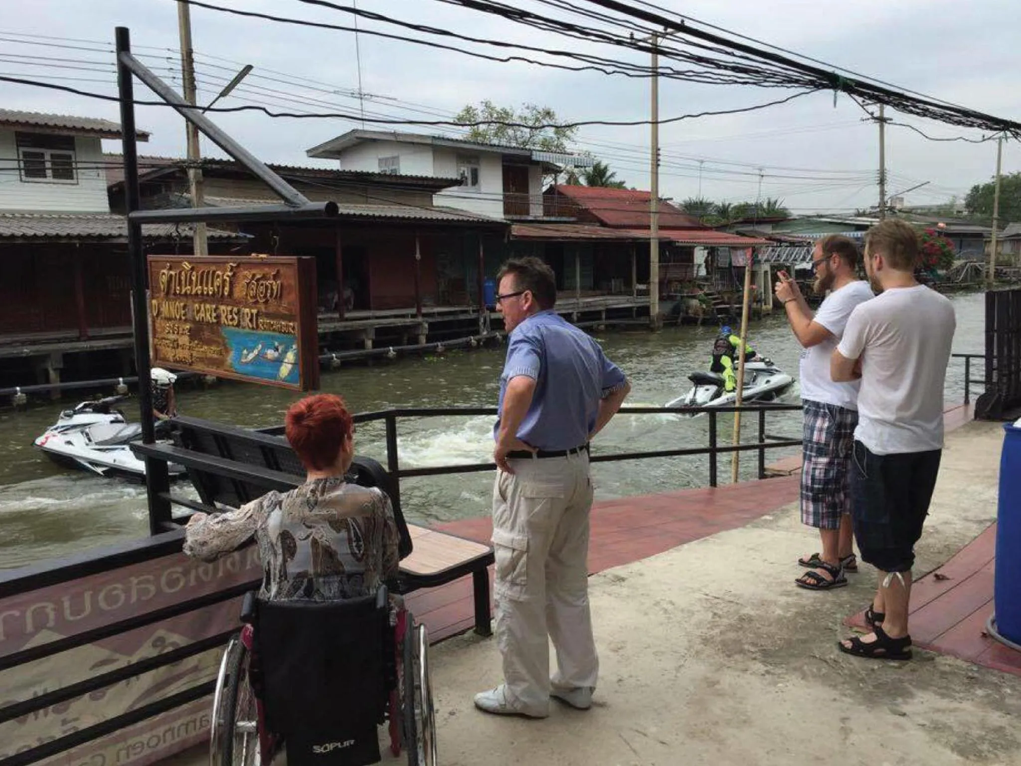 Property building in Damnoen Care Resort