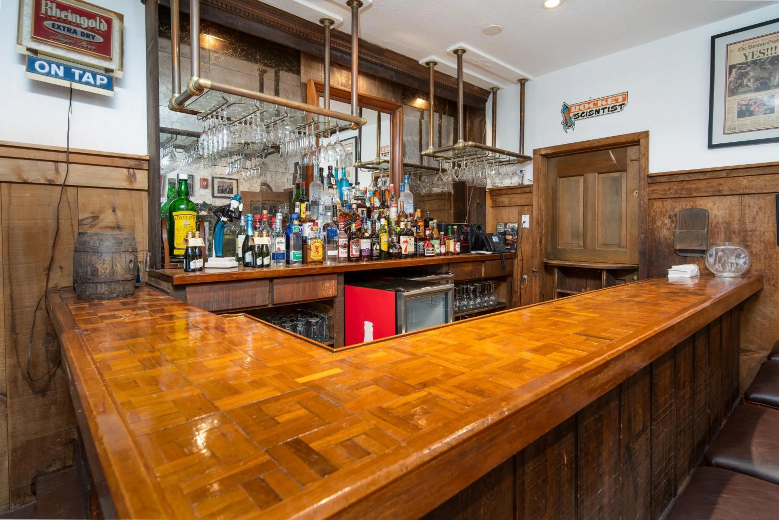 Lounge or bar in Grey Bonnet Inn