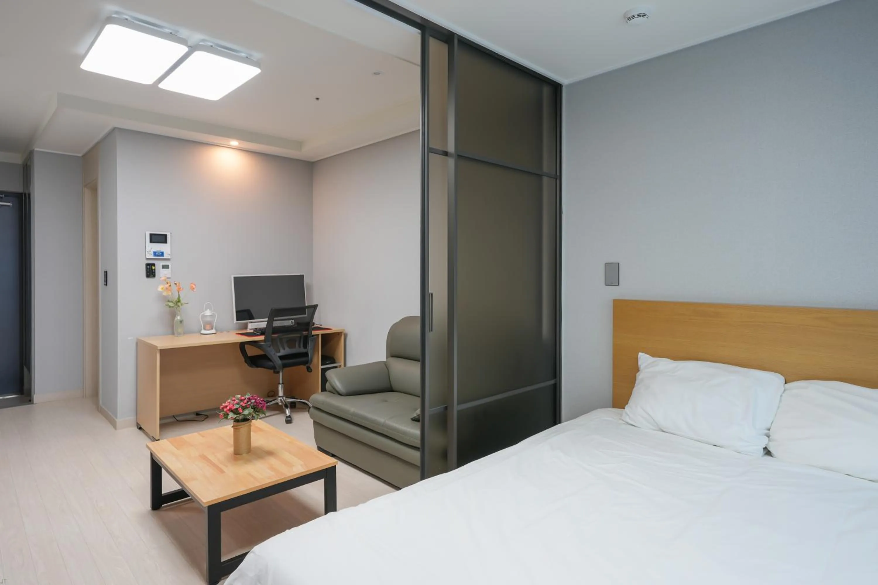 Bed in Firstcity Hotel YEOSU