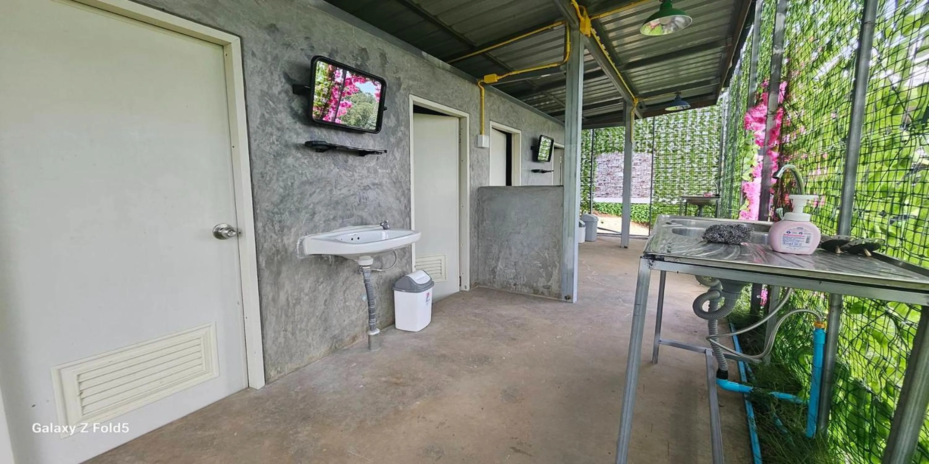 Bathroom in Ice Hill