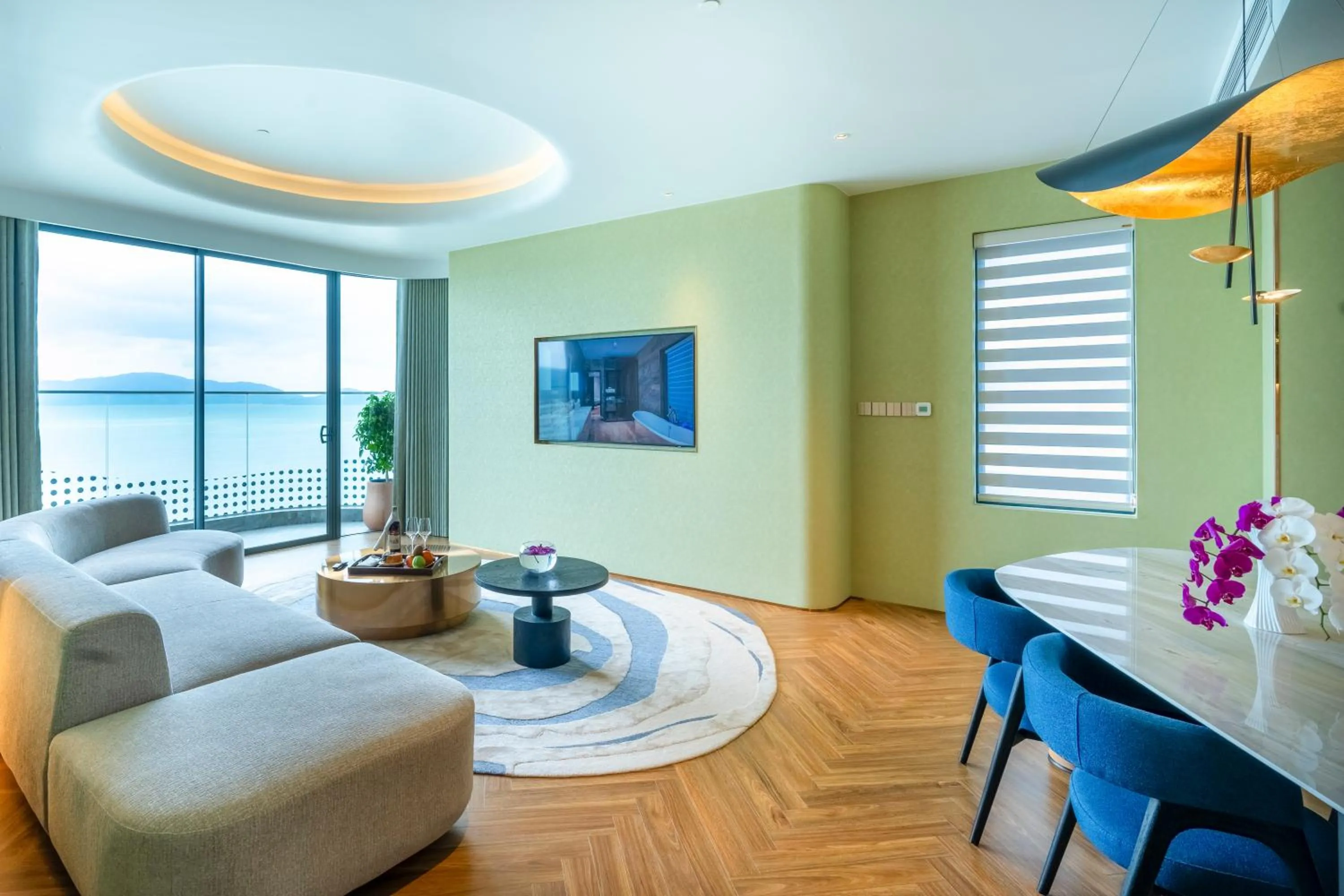 Living room in The Morning Glow - Handwritten Collection