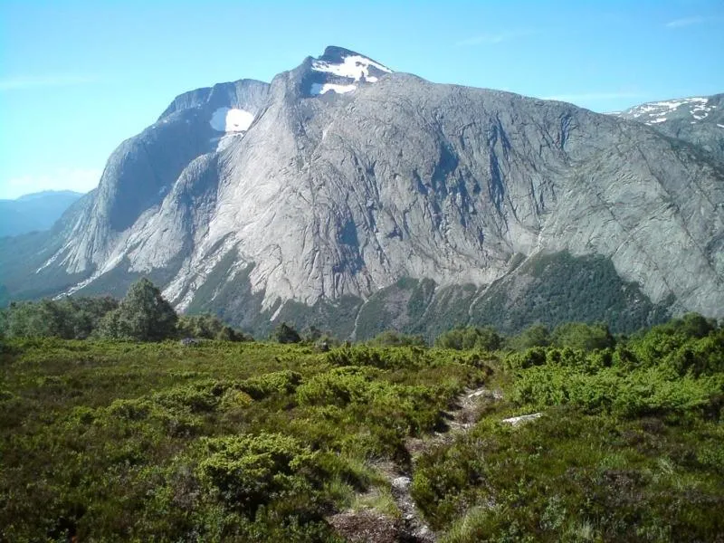 Summer in Dønhaug Gjestegard