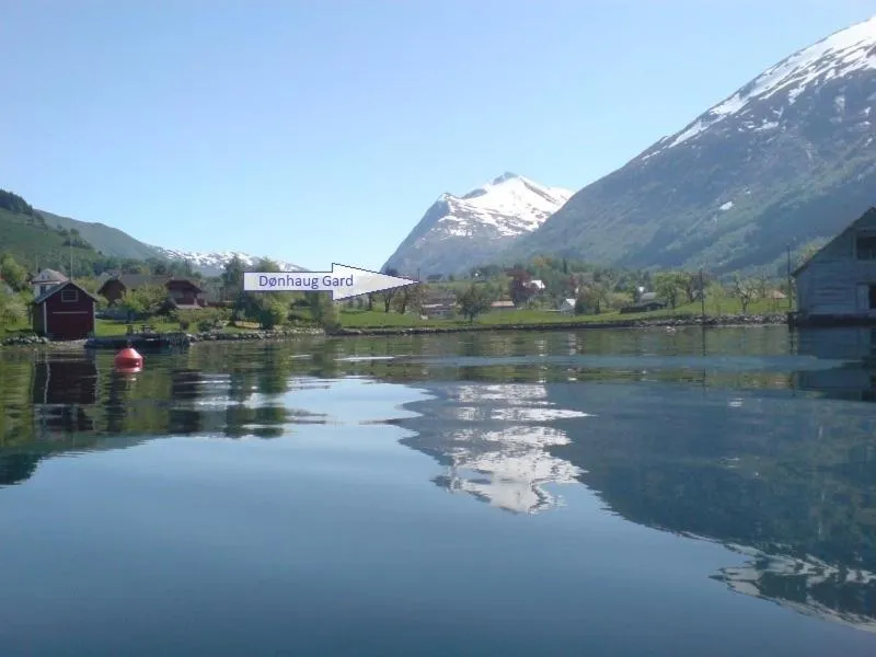 Canoeing in Dønhaug Gjestegard