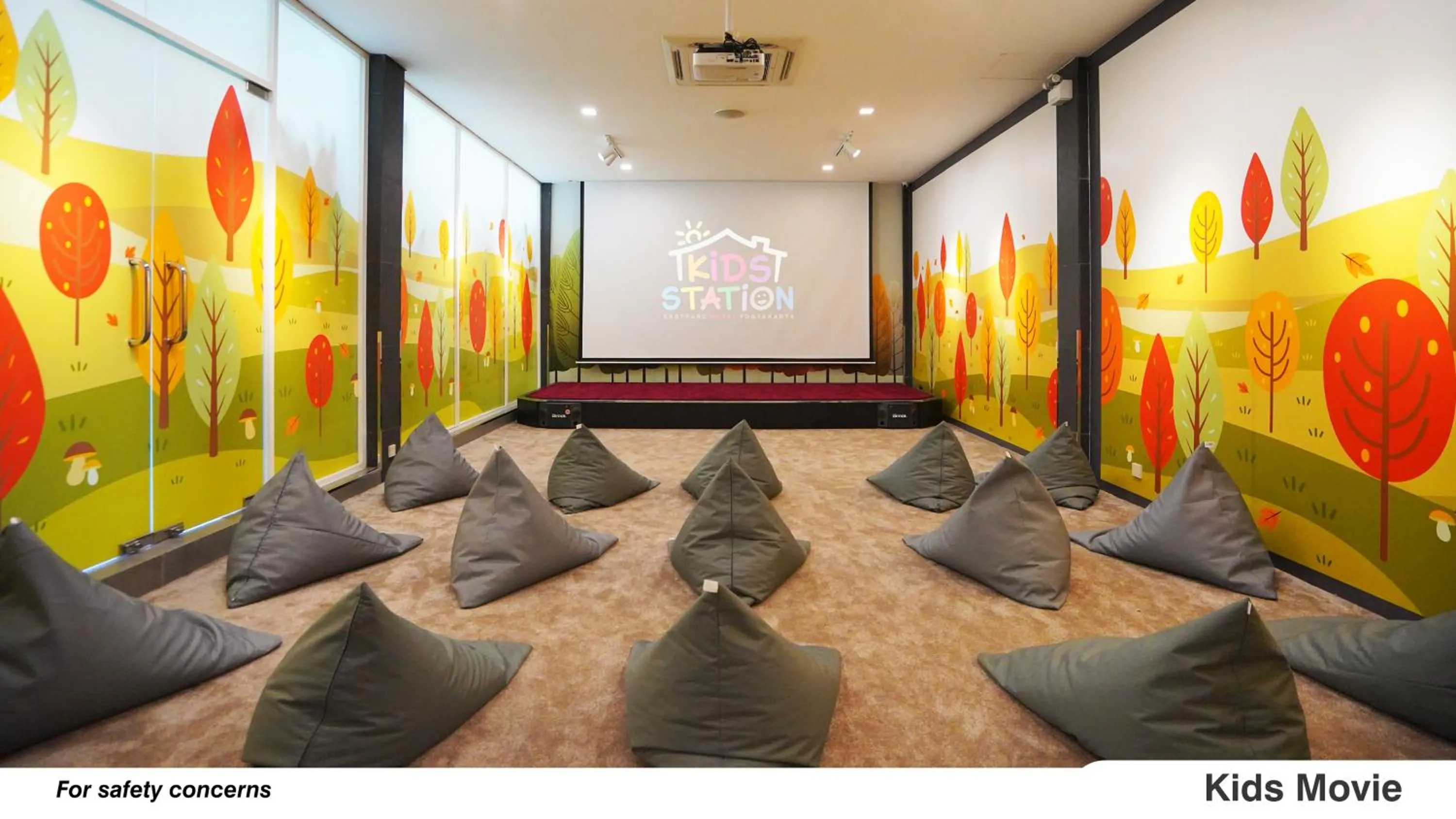 Kids's club in Eastparc Hotel Yogyakarta