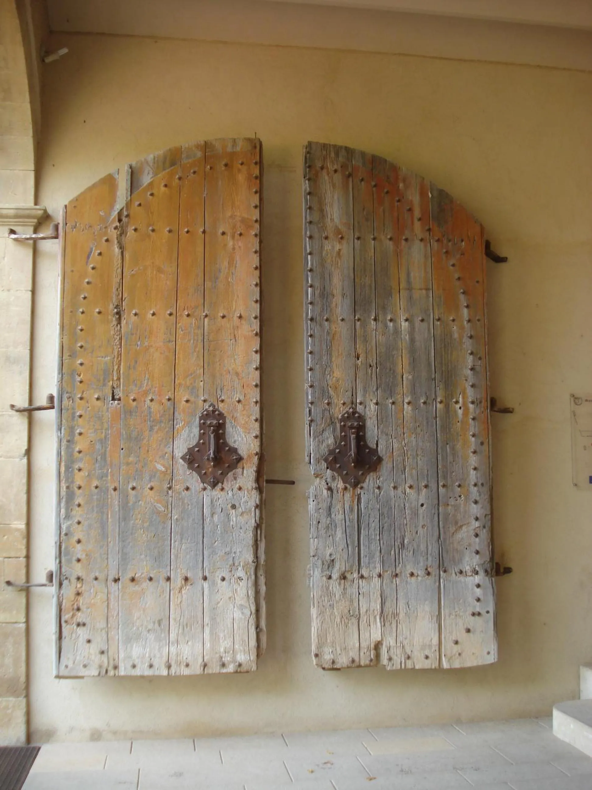 Property building in Monestir de Les Avellanes