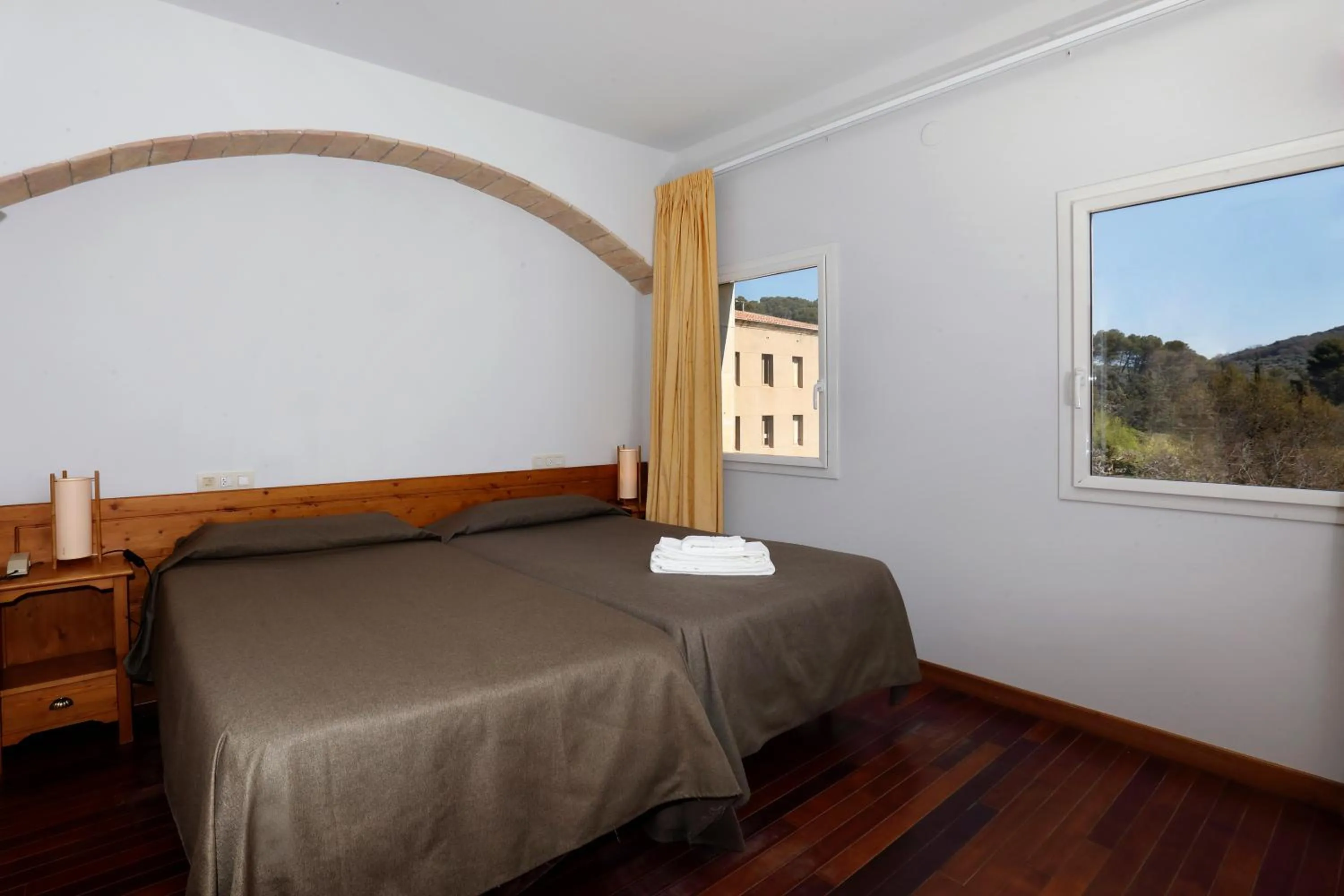 Decorative detail, Bed in Monestir de Les Avellanes