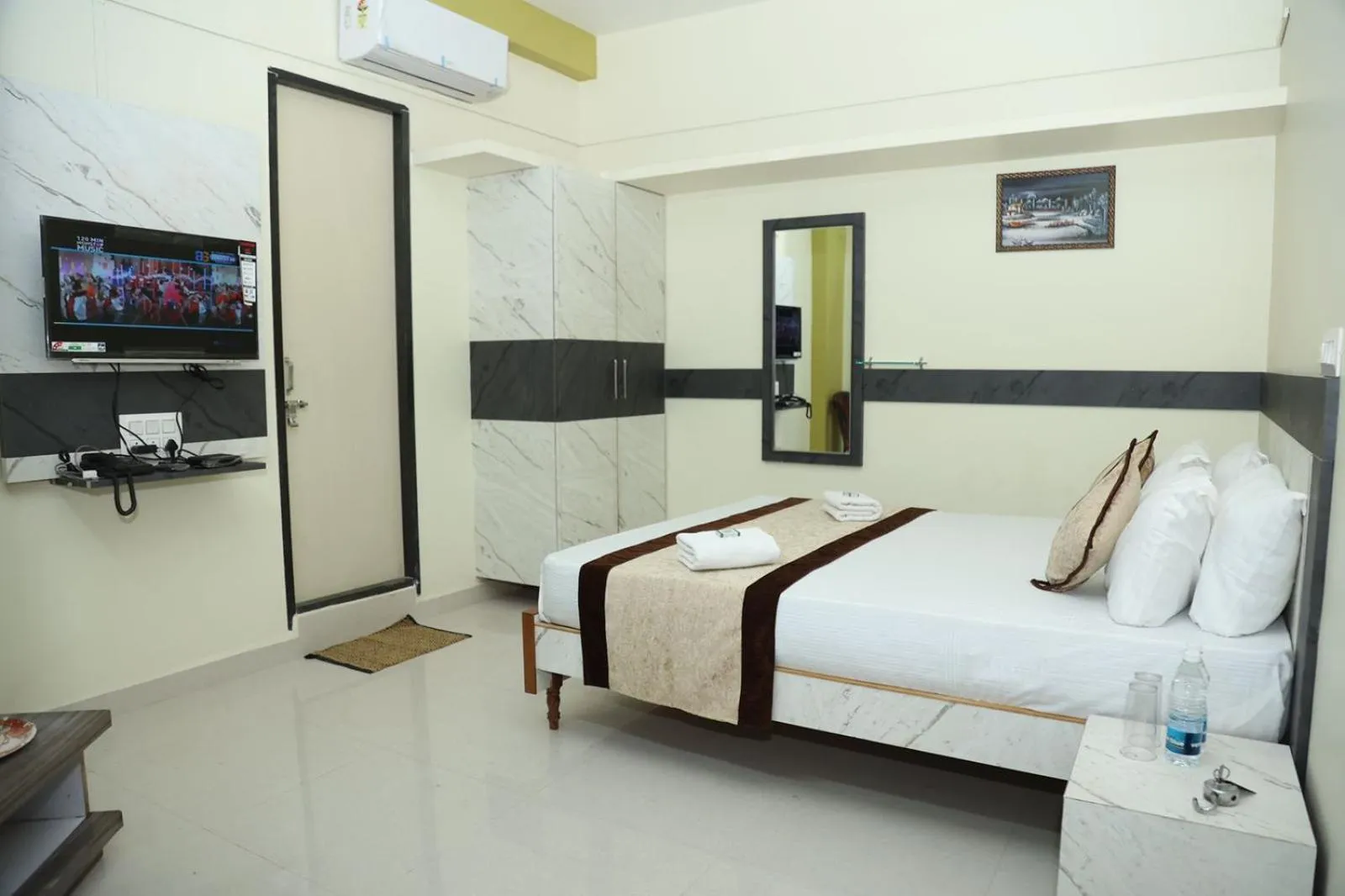 Bed in M R Residency Belagavi