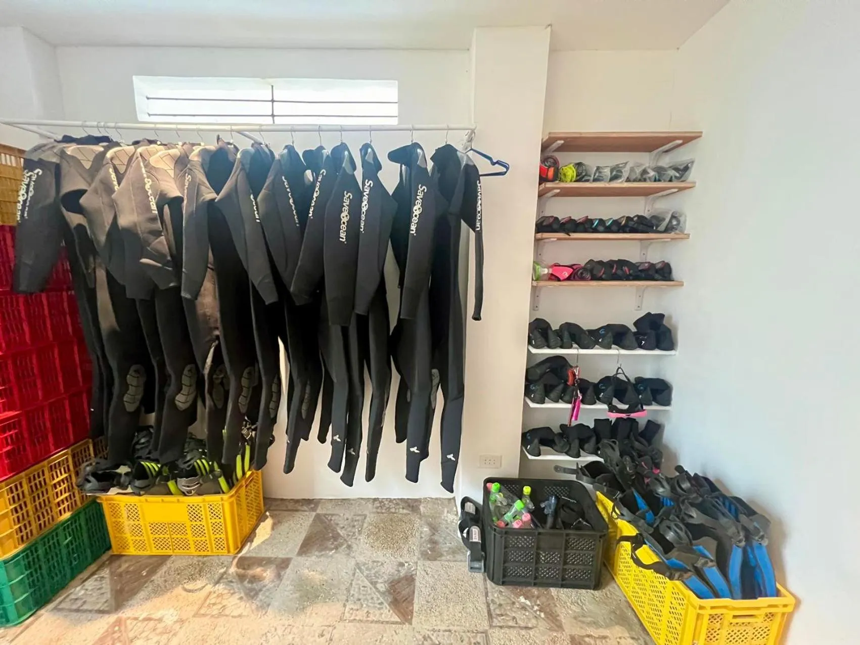 Diving in E-Fun Dive Resort