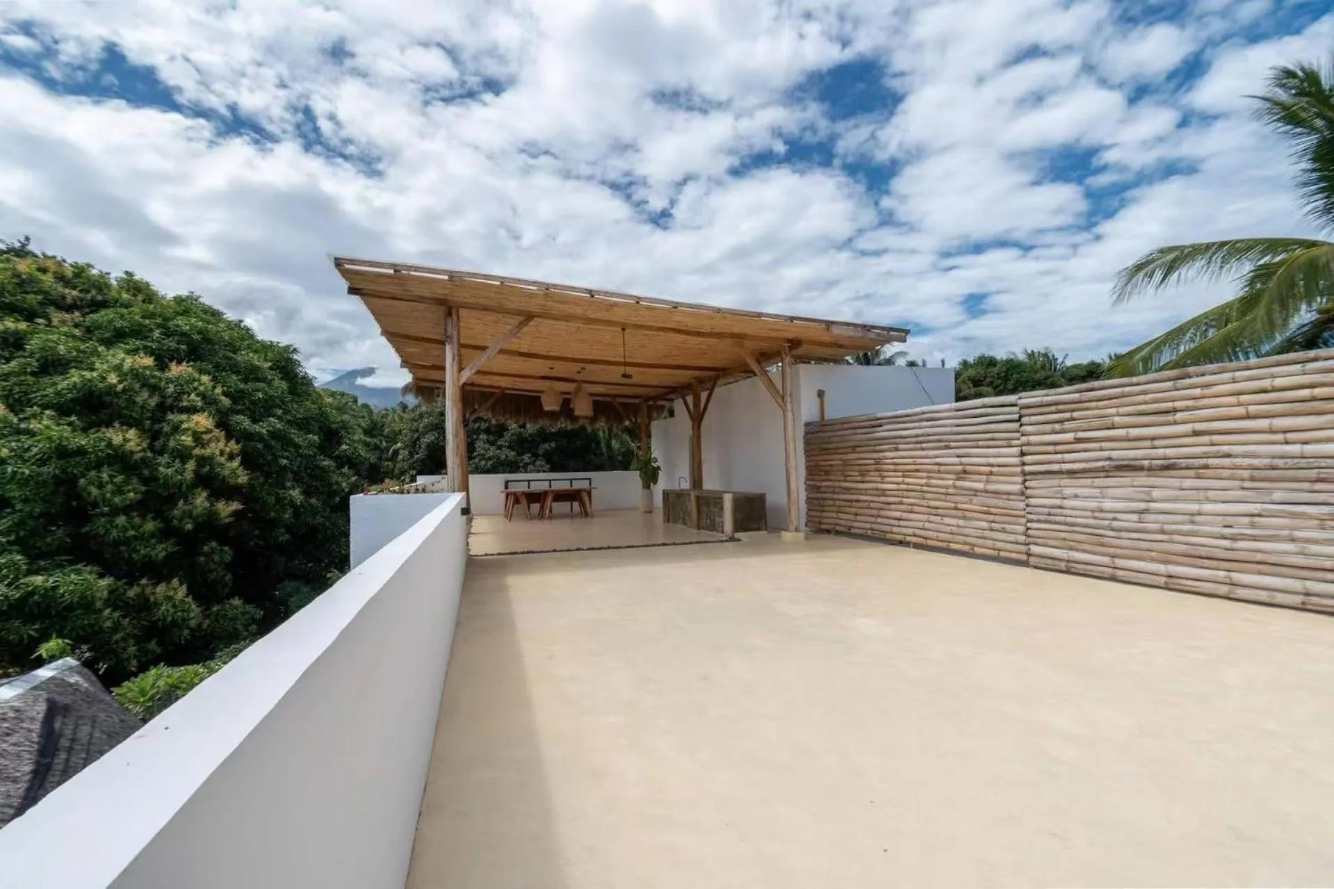 Lounge or bar in E-Fun Dive Resort