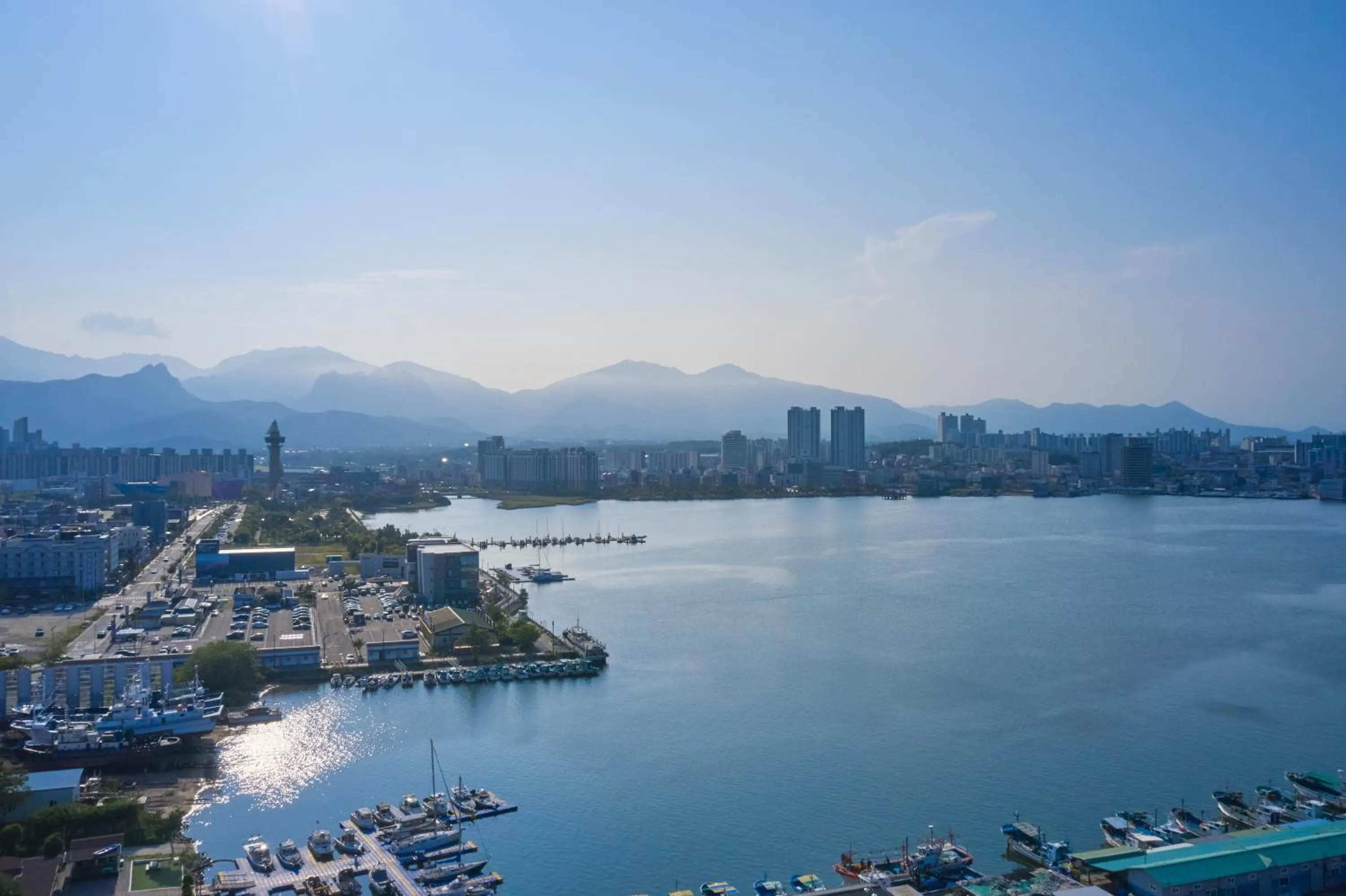 Lake view in The Hotel Sokcho