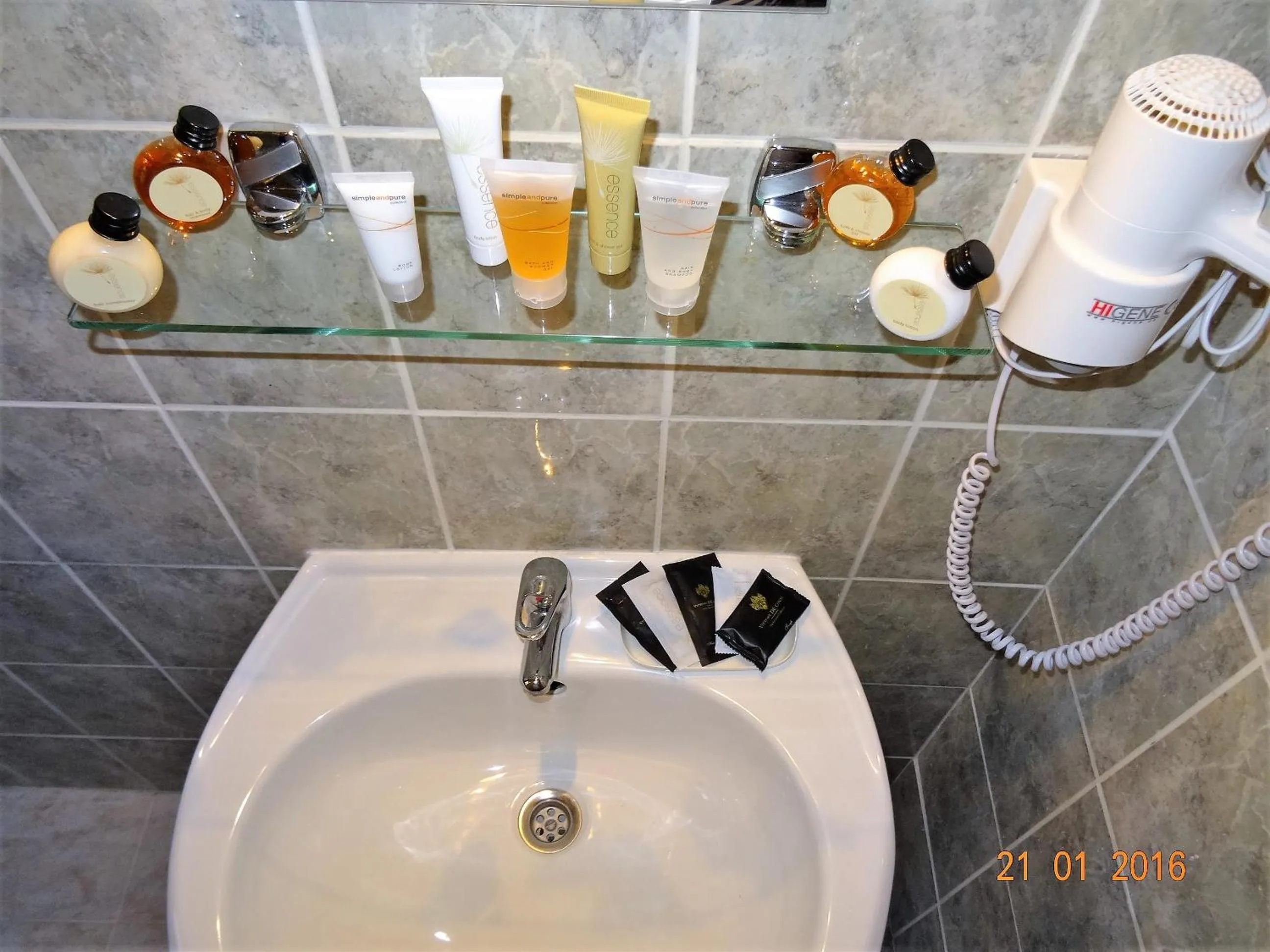 Bathroom in Hotel U dvou zlatých klíčů