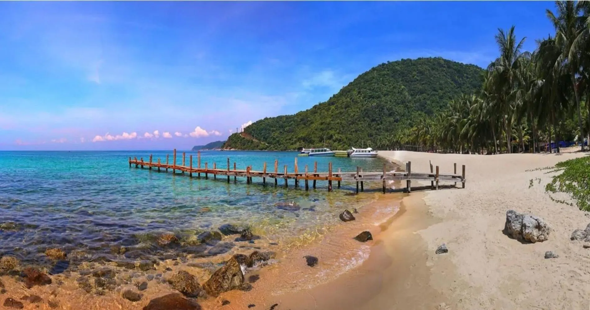 Nearby landmark in Hestia HaMy Beach House