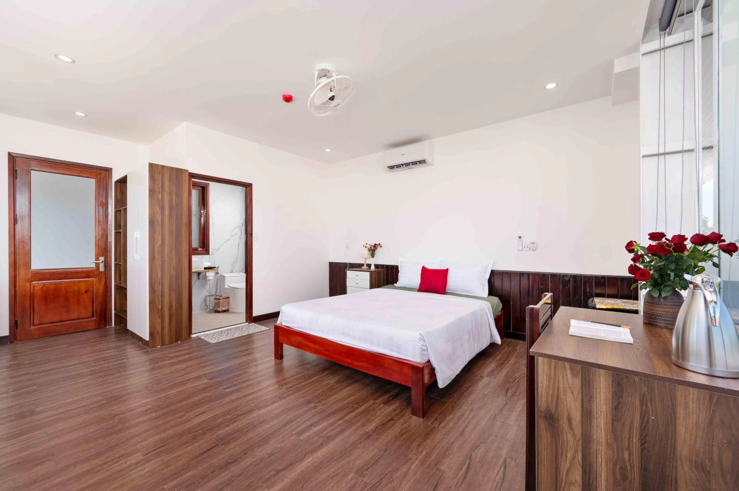 Bedroom, Bed in Hestia HaMy Beach House