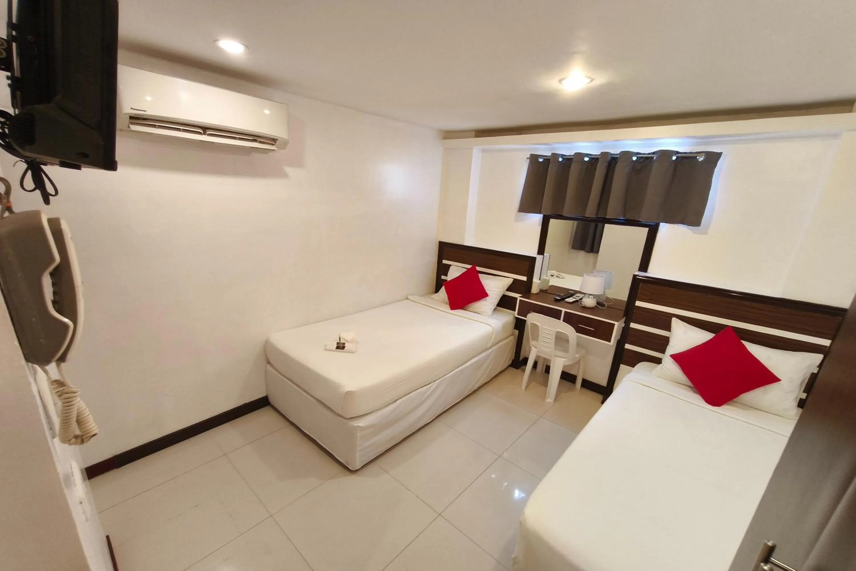 Photo of the whole room, Bed in Ecoland 88 Apartelle and Suite near SM Davao