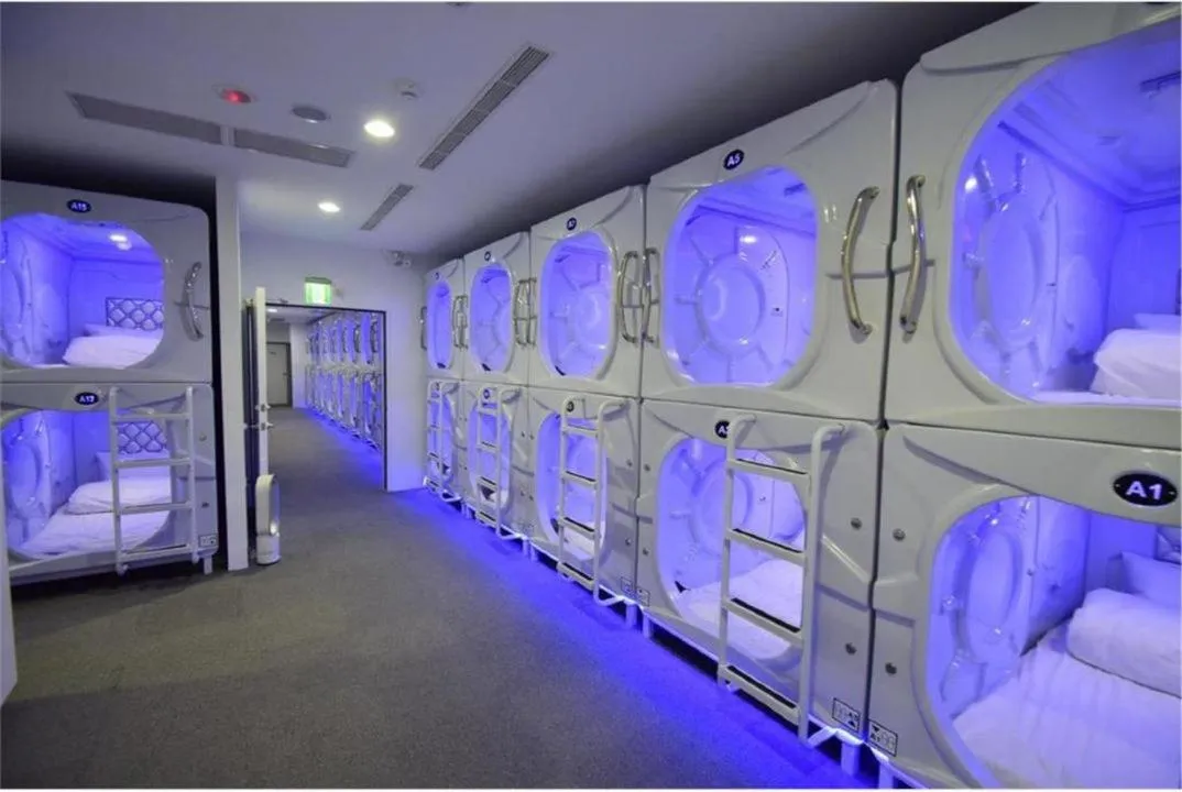 Property building, Bed in Jianpuke Space Capsule Backpacker Hostel