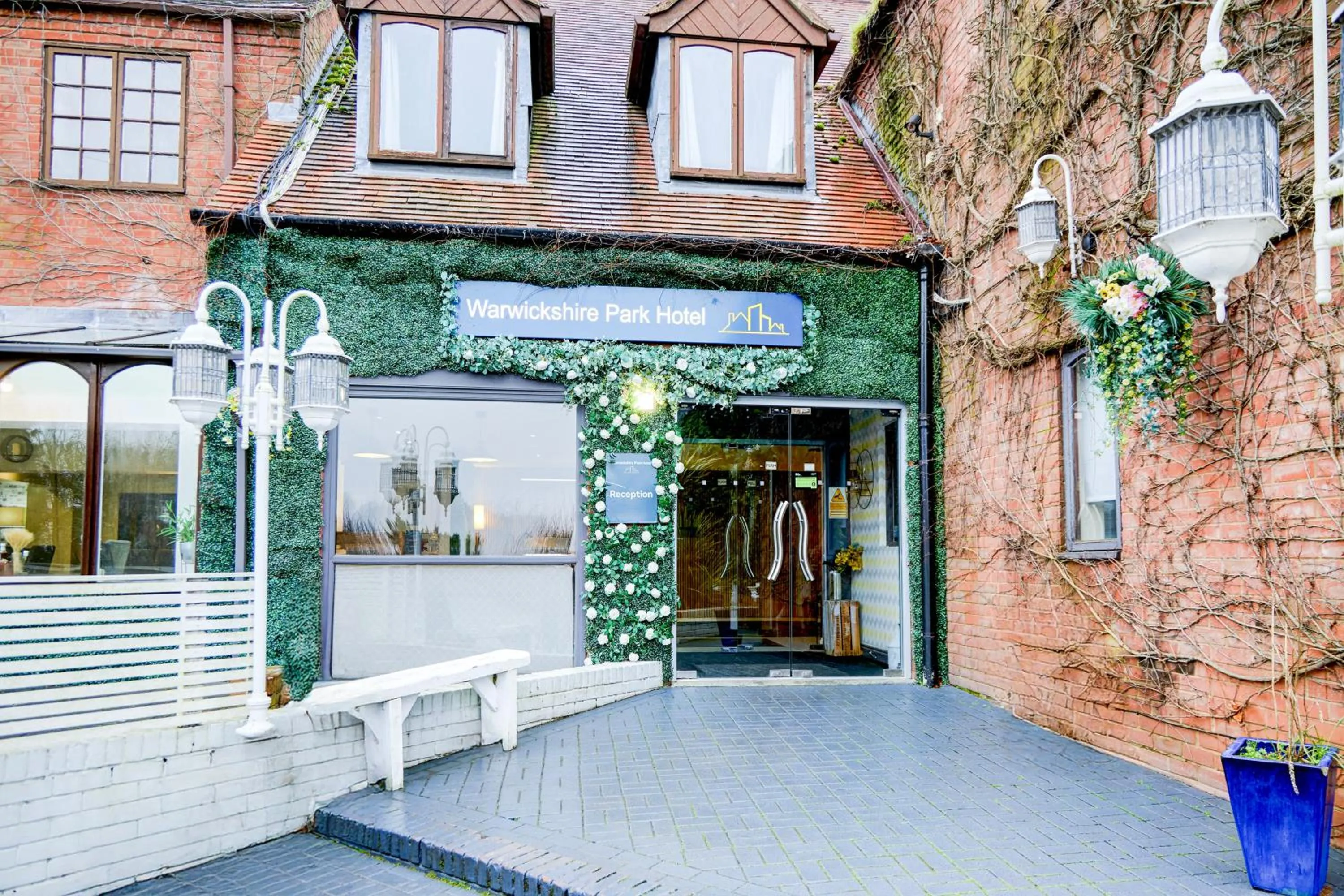 Property building in Warwickshire Park Hotel Kenilworth by Belvilla