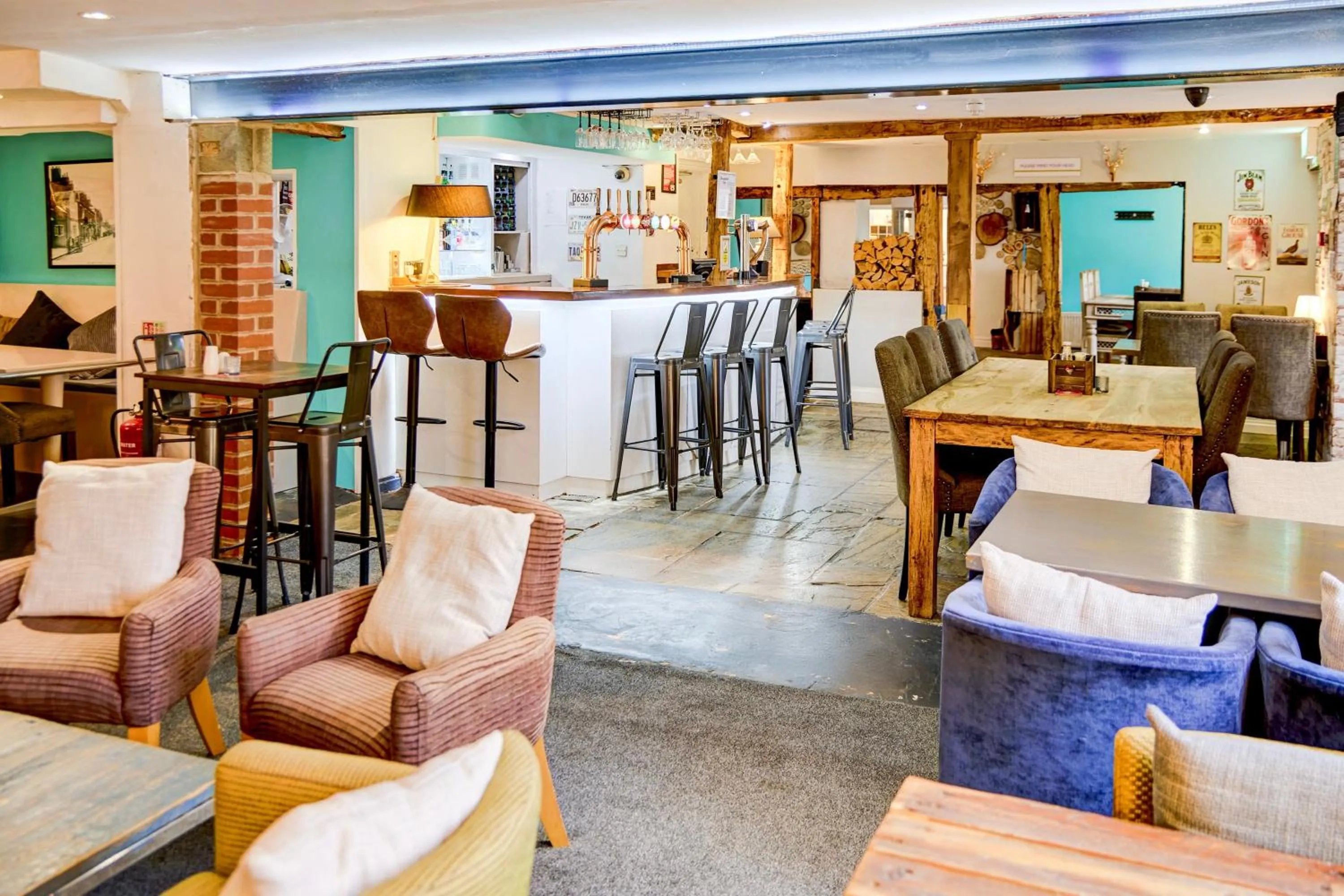 Lobby or reception in Warwickshire Park Hotel Kenilworth by Belvilla