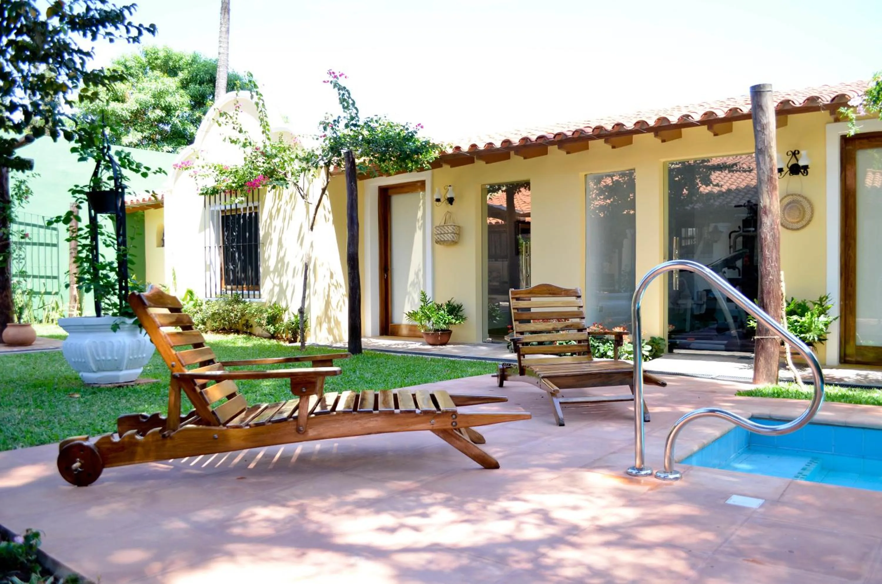 Swimming pool in La Casona Hotel Boutique
