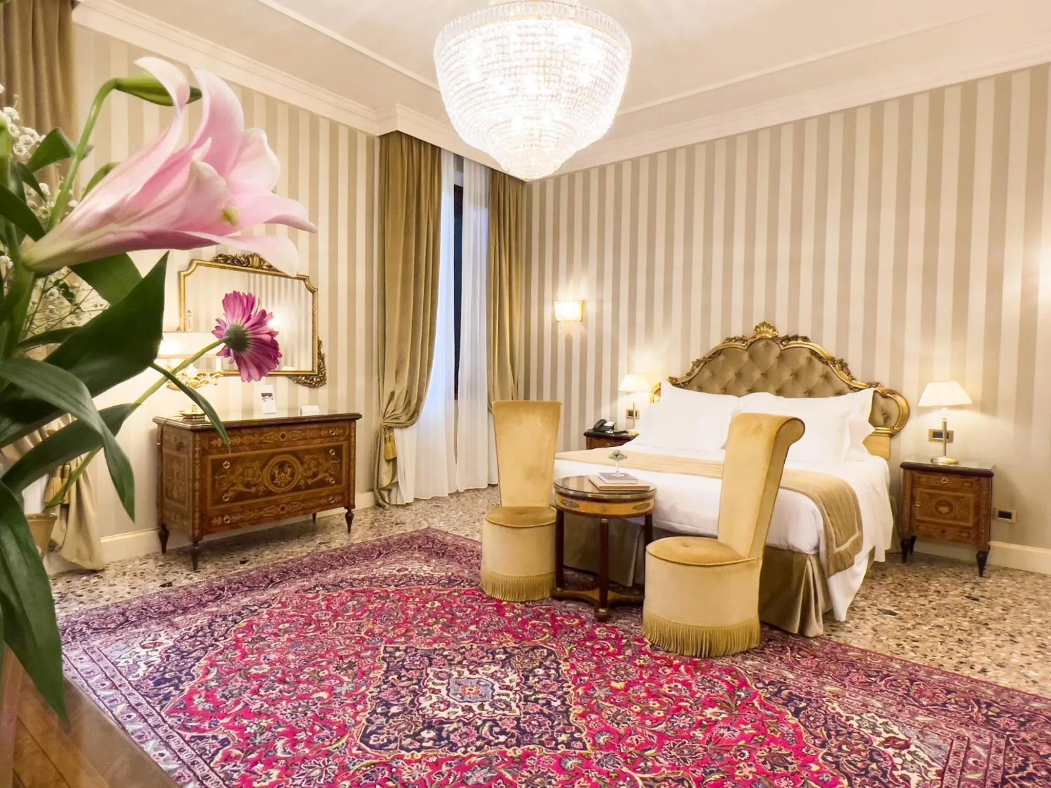 Bed in Hotel Ai Cavalieri di Venezia