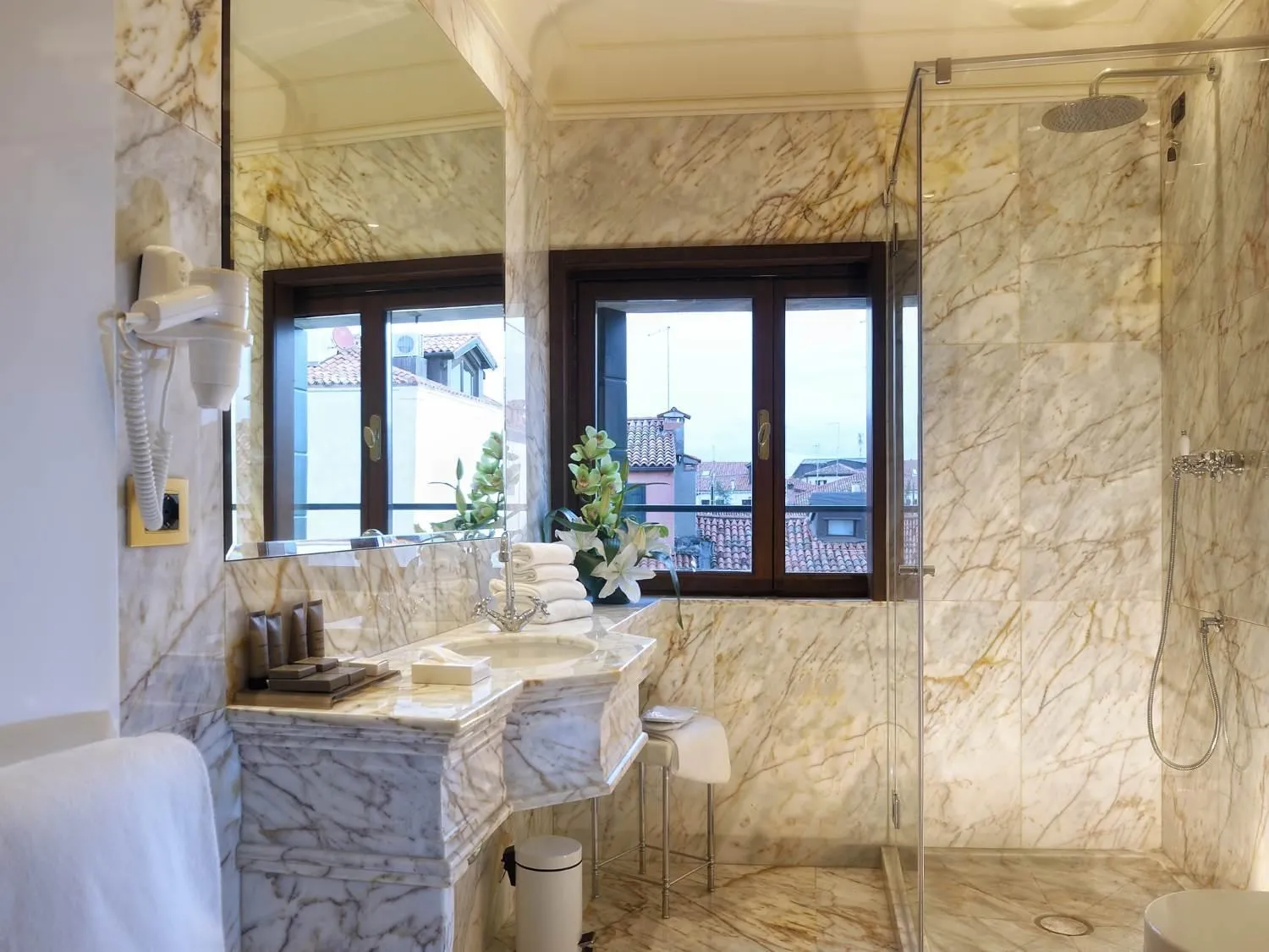 Bathroom in Hotel Ai Cavalieri di Venezia