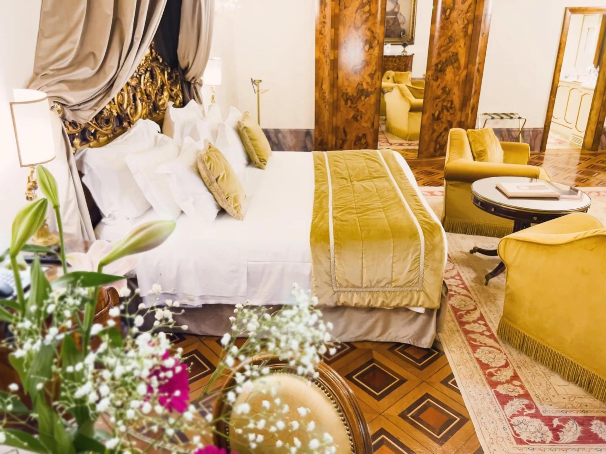 Bed in Hotel Ai Cavalieri di Venezia