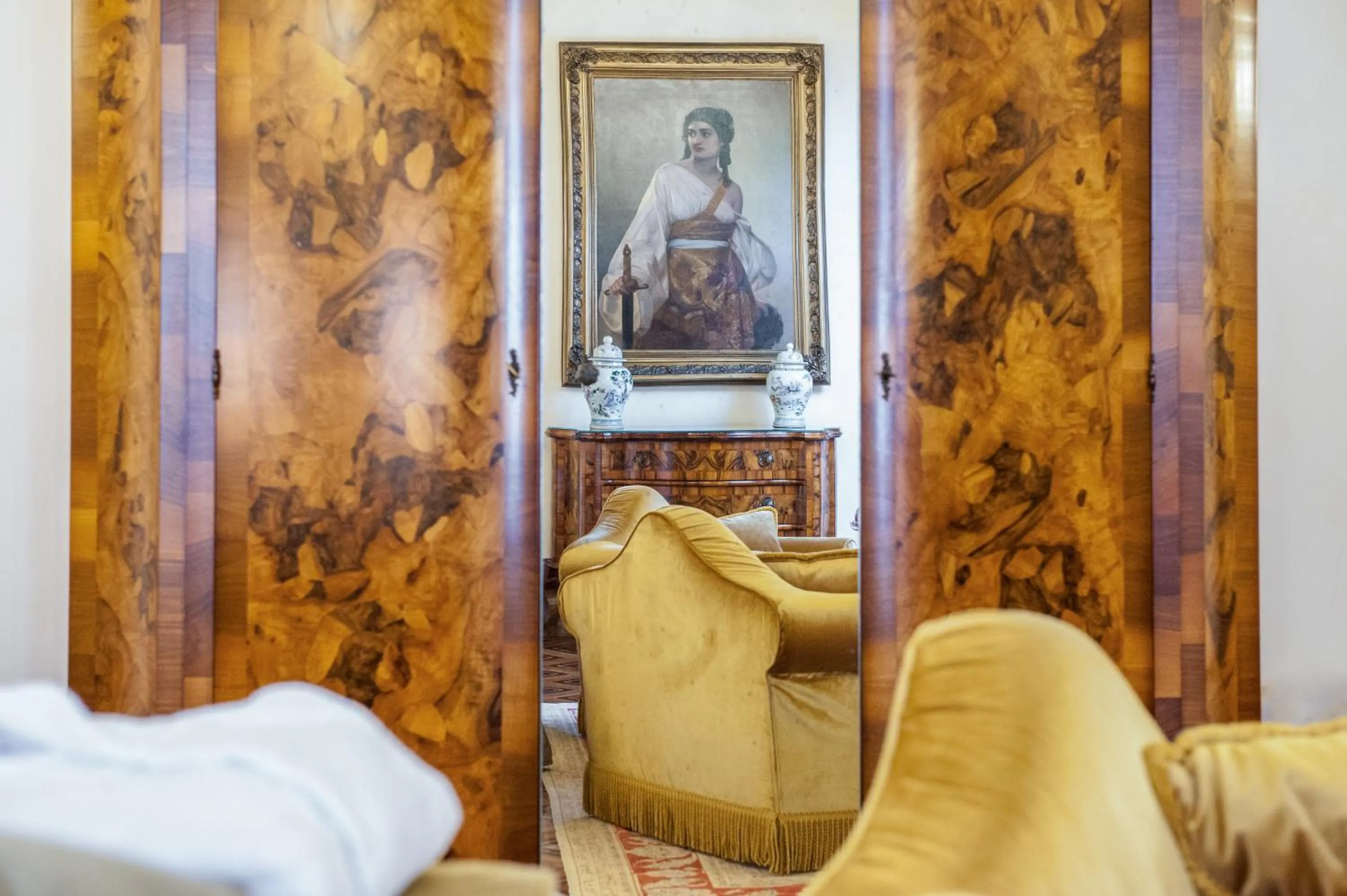 Decorative detail, Bed in Hotel Ai Cavalieri di Venezia