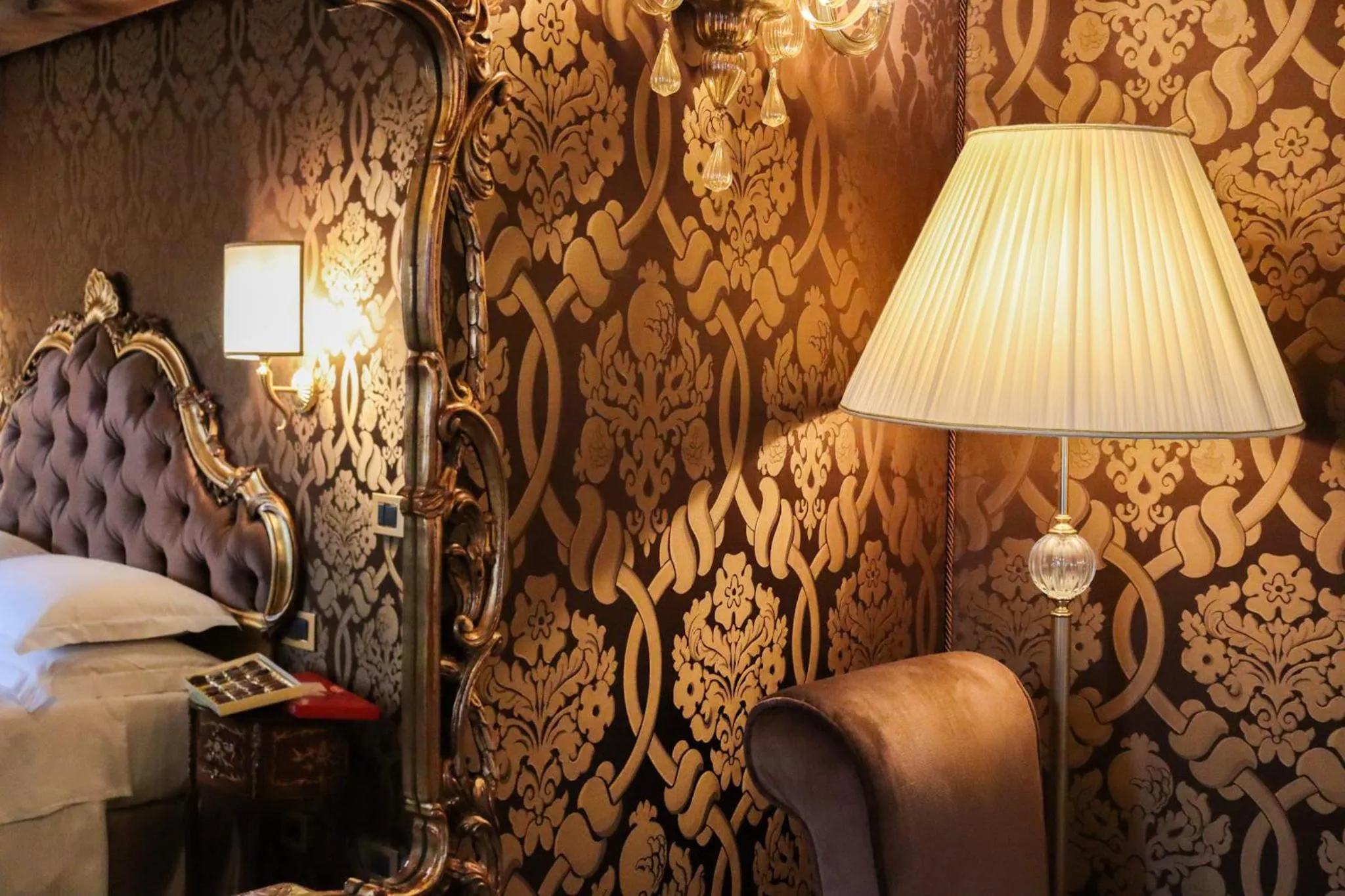 Decorative detail, Bed in Hotel Ai Cavalieri di Venezia