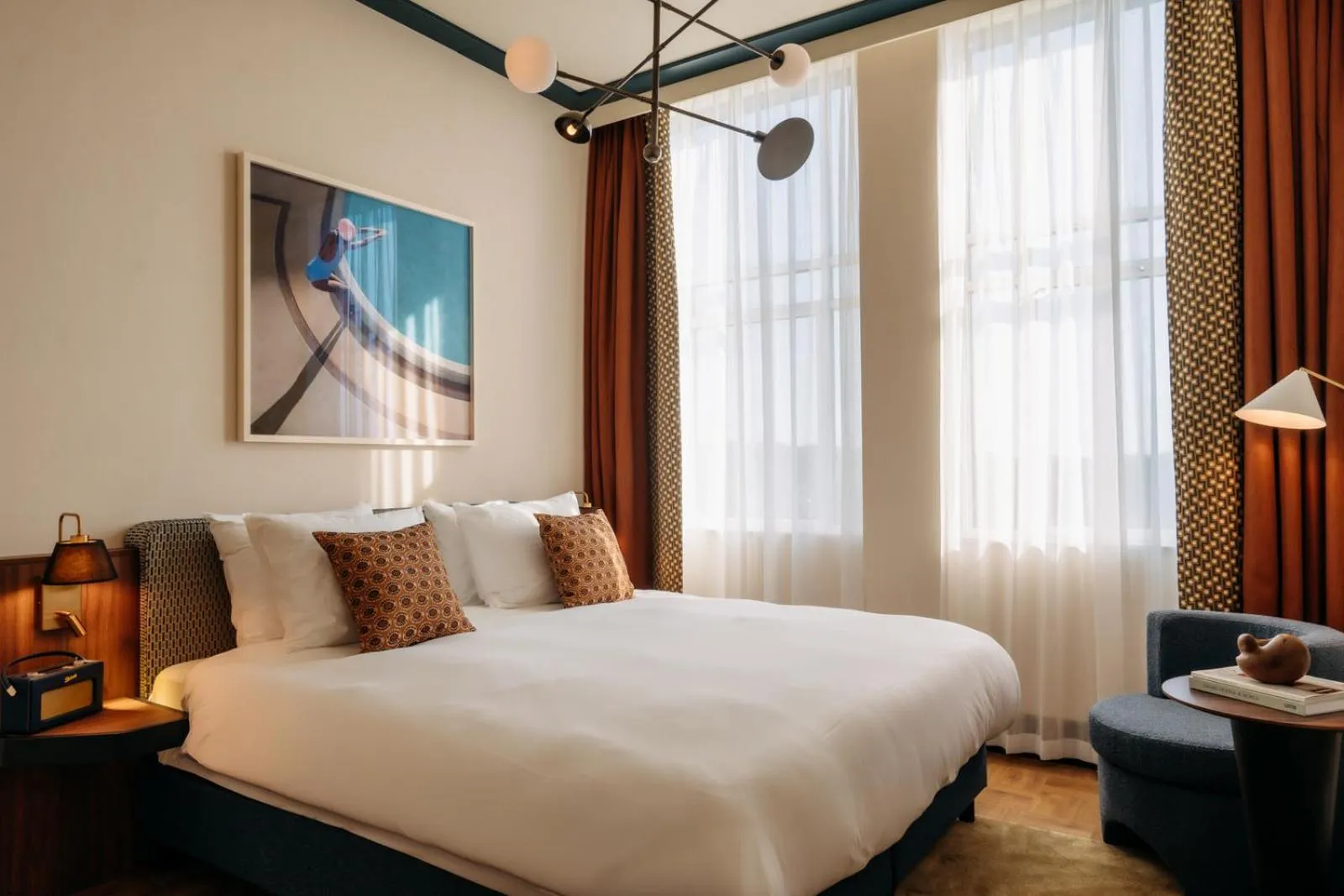 Bed in De Plesman Hotel The Hague