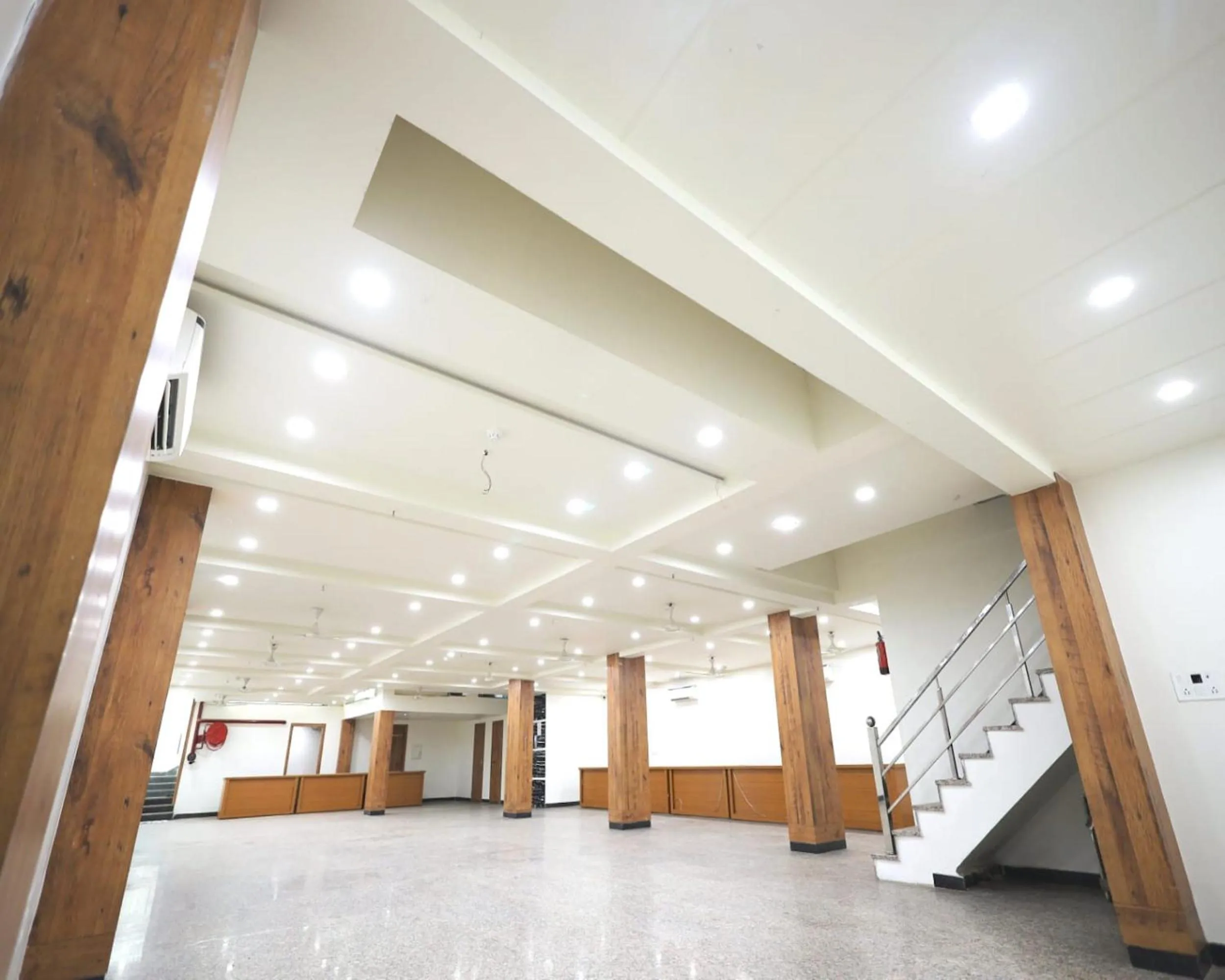 Banquet/Function facilities in The Crown Hotel Agra near Taj Mahal & Restaurant