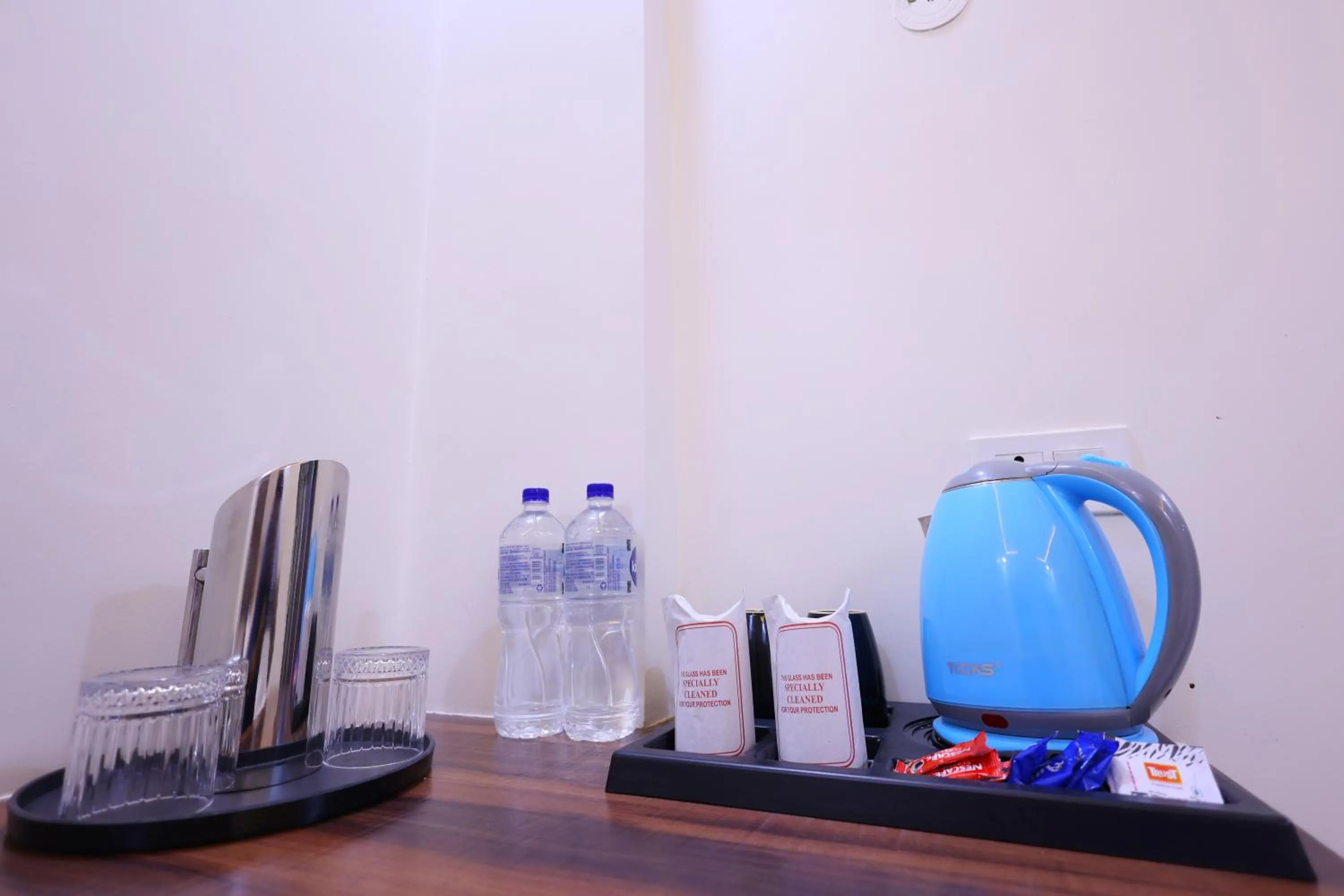 Area and facilities in The Crown Hotel Agra near Taj Mahal & Restaurant