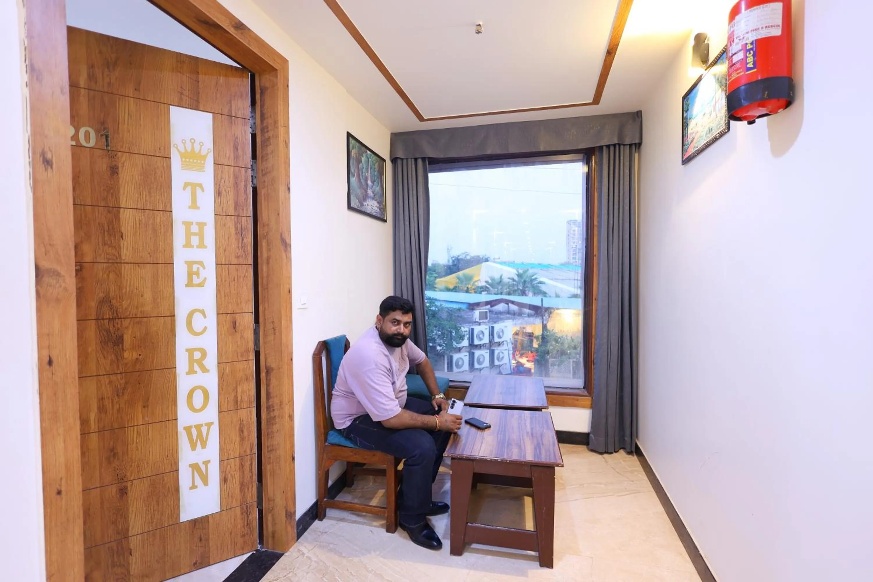 Area and facilities in The Crown Hotel Agra near Taj Mahal & Restaurant