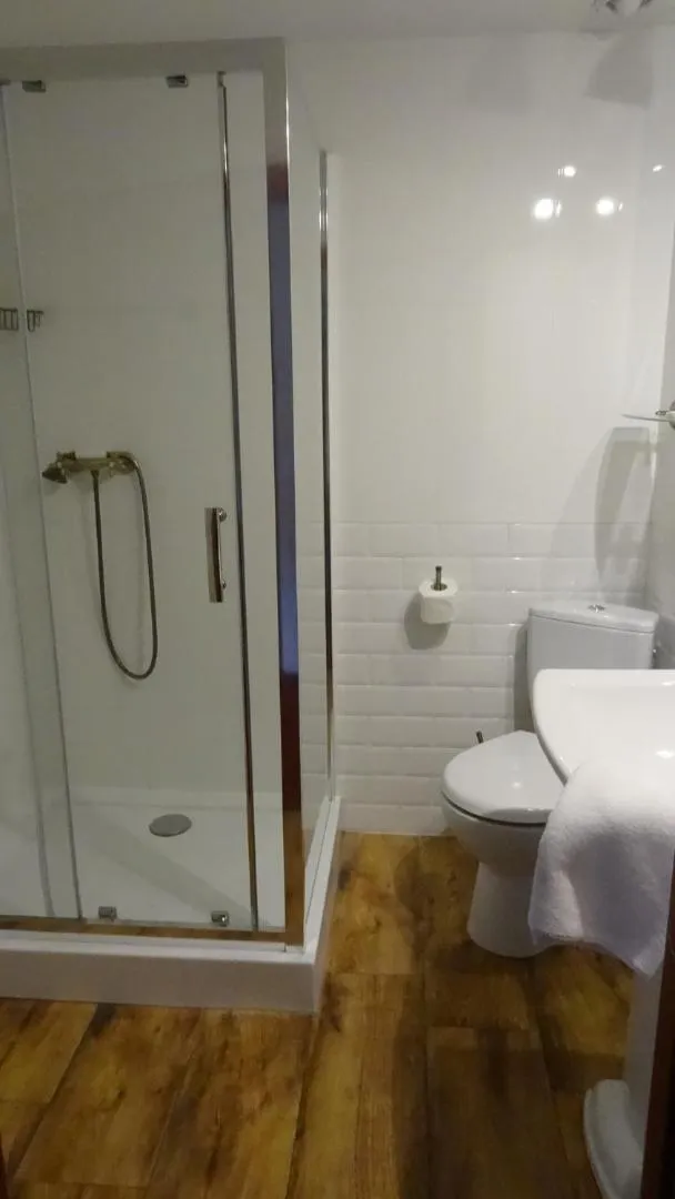 Bathroom in Dworek Szwajcaria