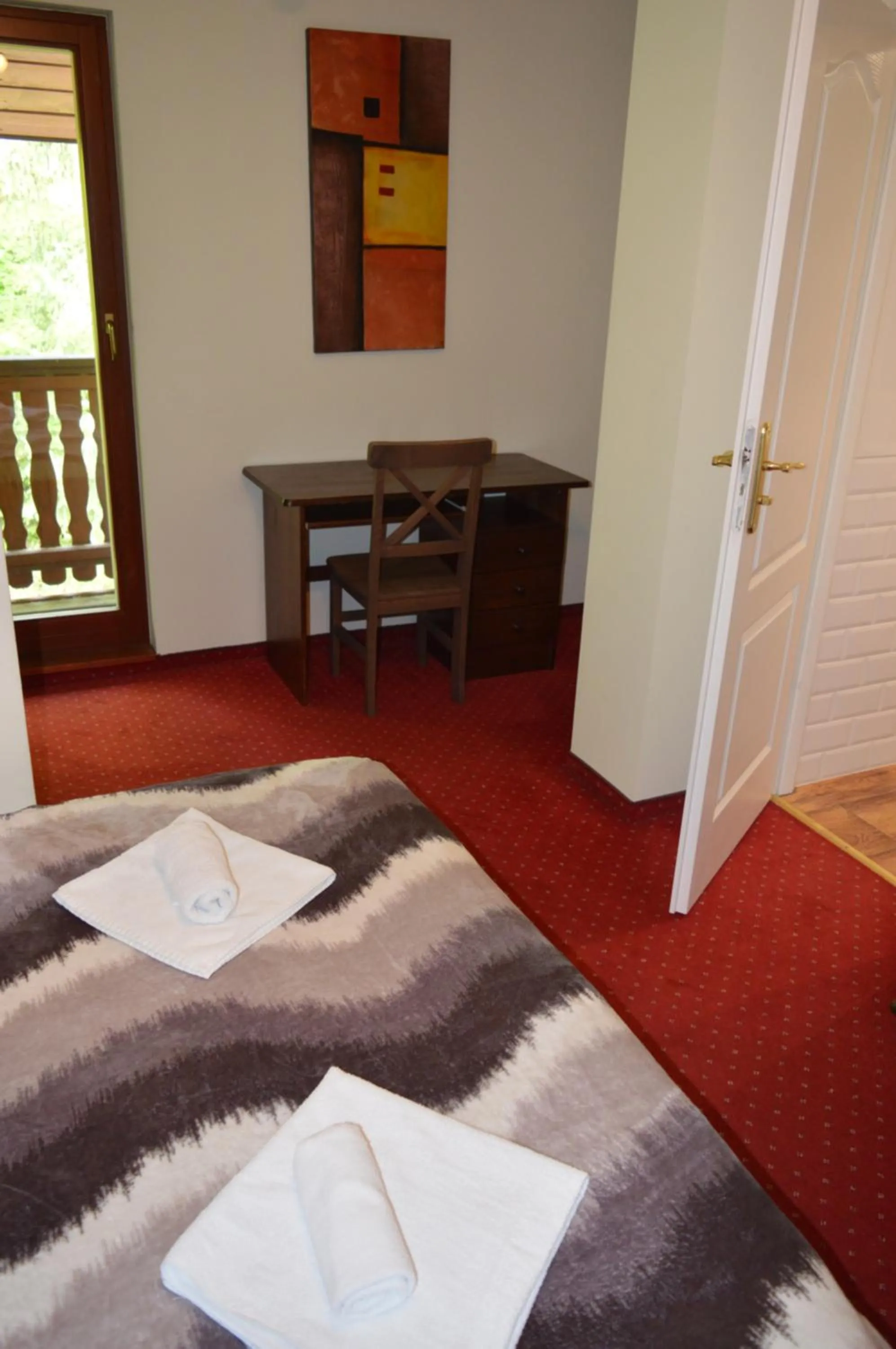 Bed in Dworek Szwajcaria