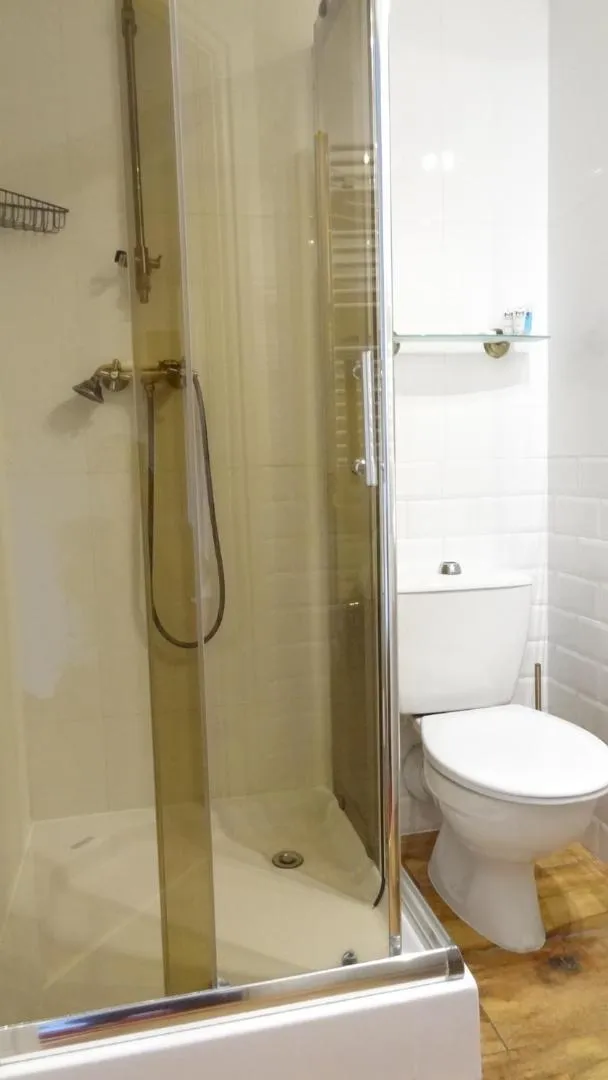 Bathroom in Dworek Szwajcaria