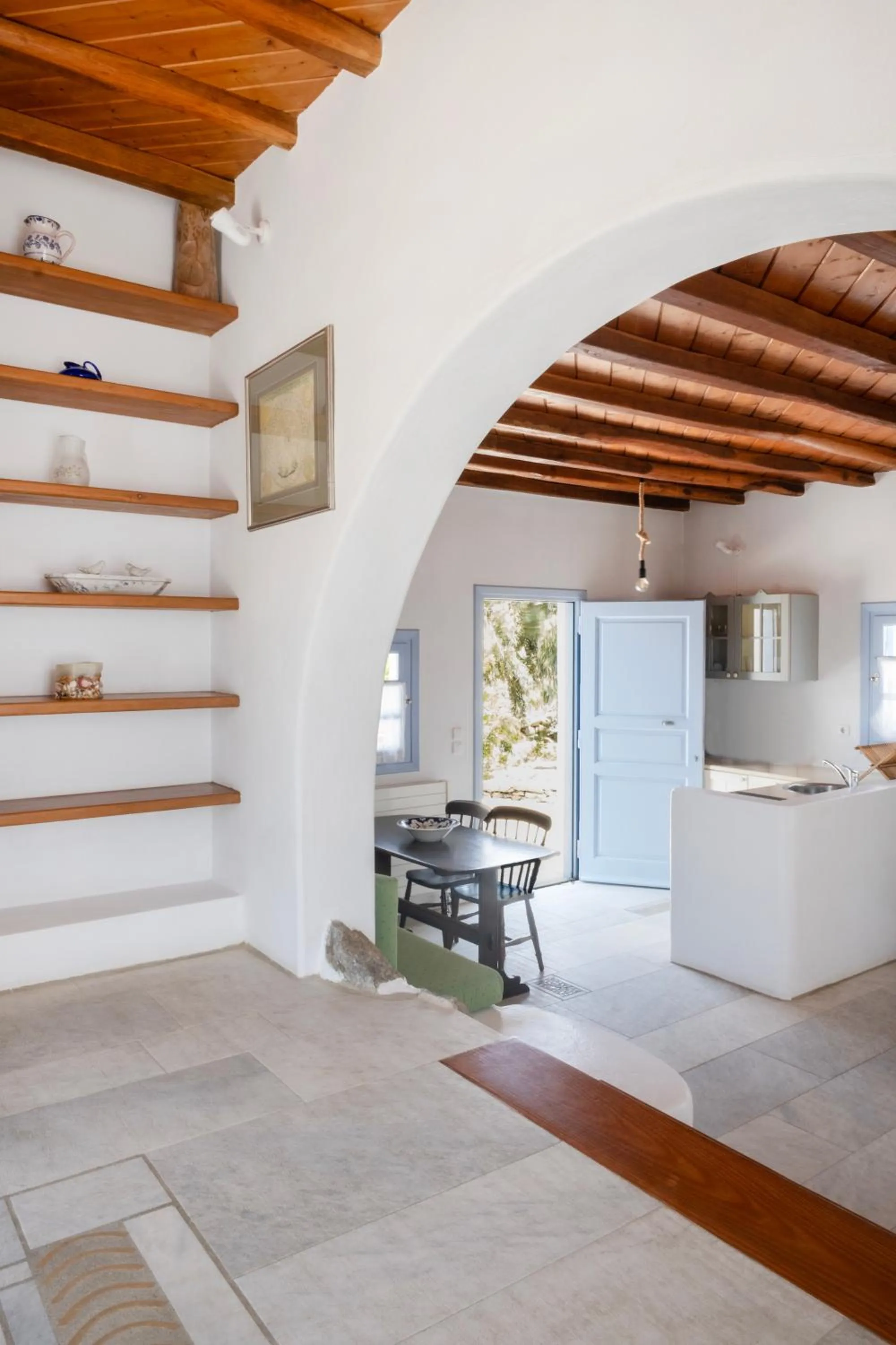 Photo of the whole room in Nama Villas