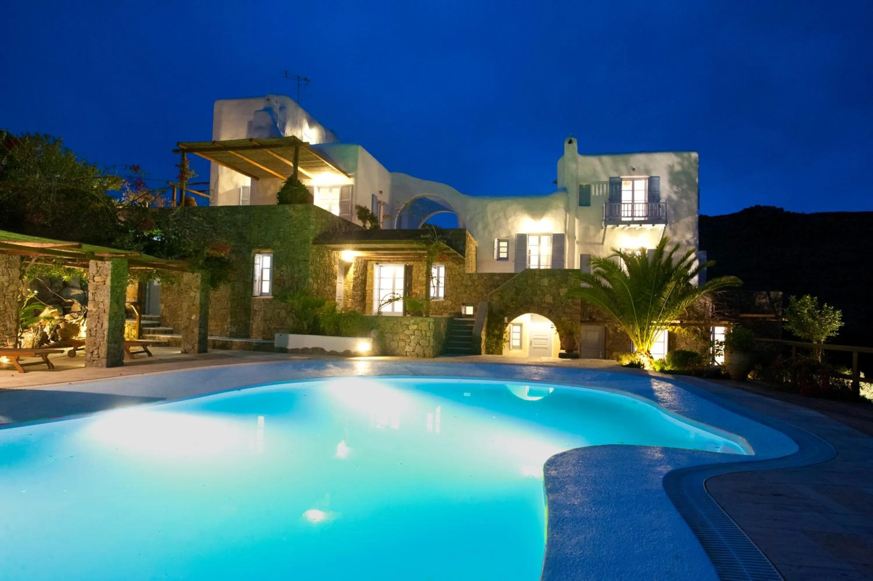 Night in Nama Villas