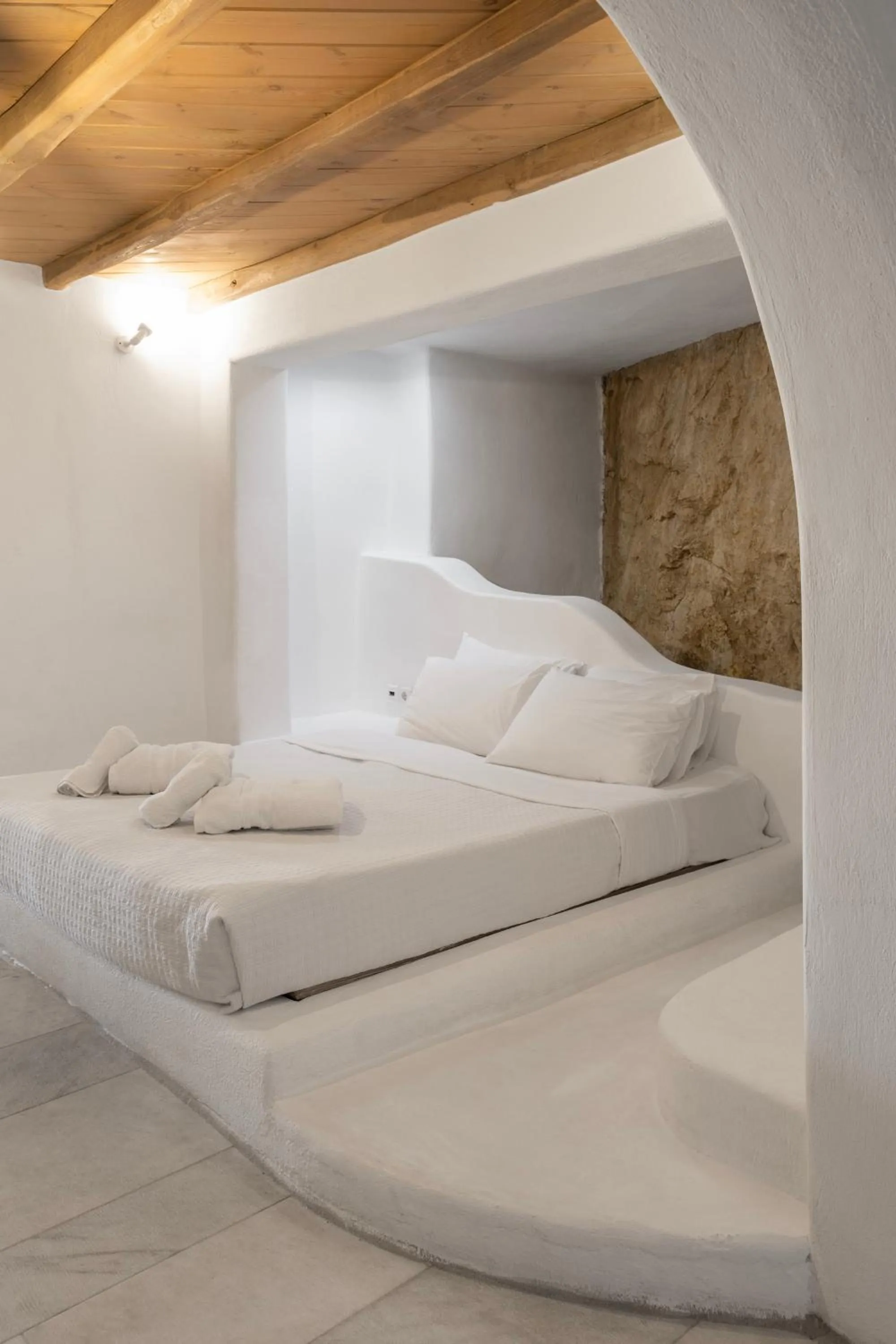 Bed in Nama Villas