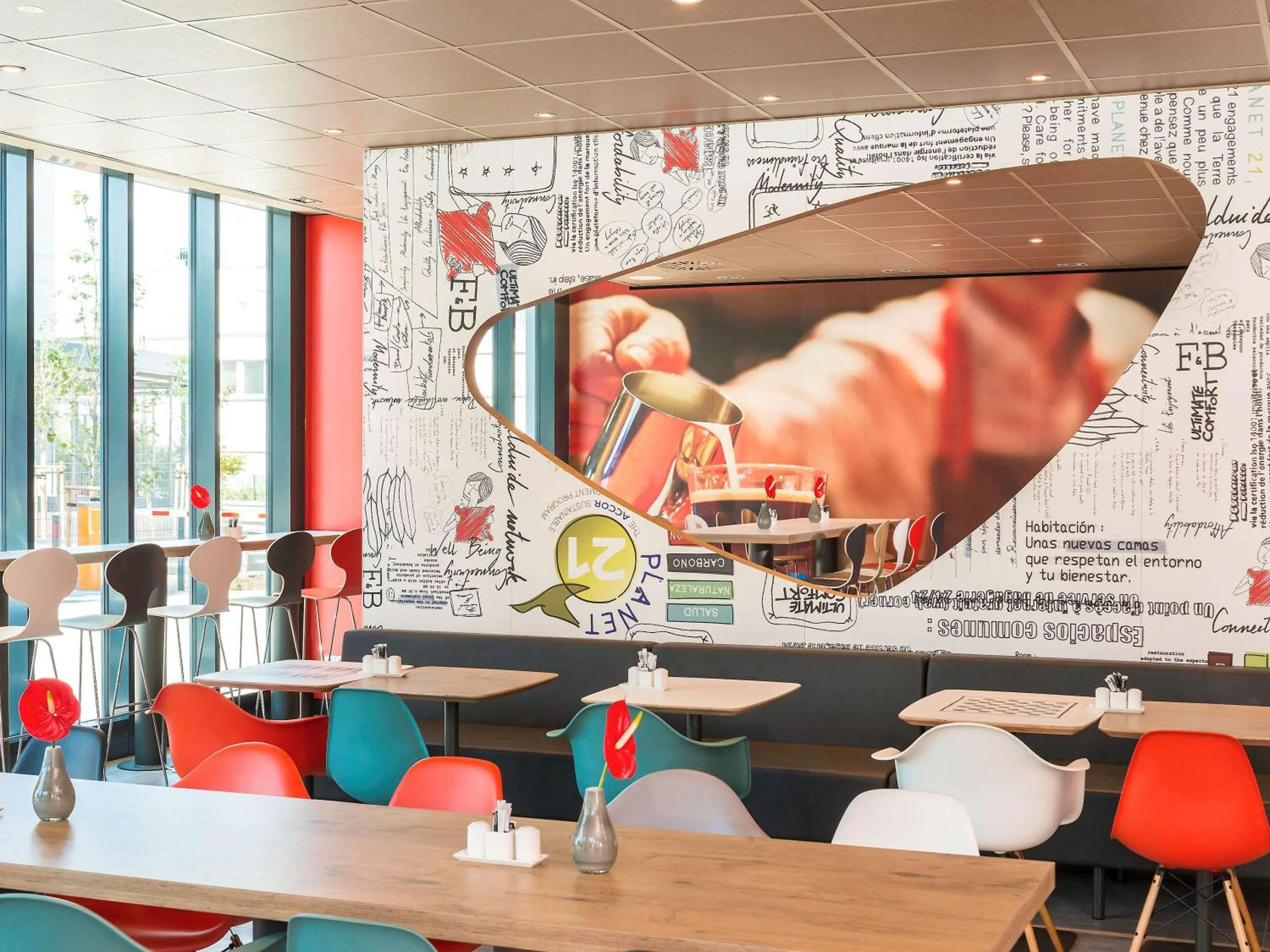 Restaurant/places to eat in Ibis Muenchen City Ost