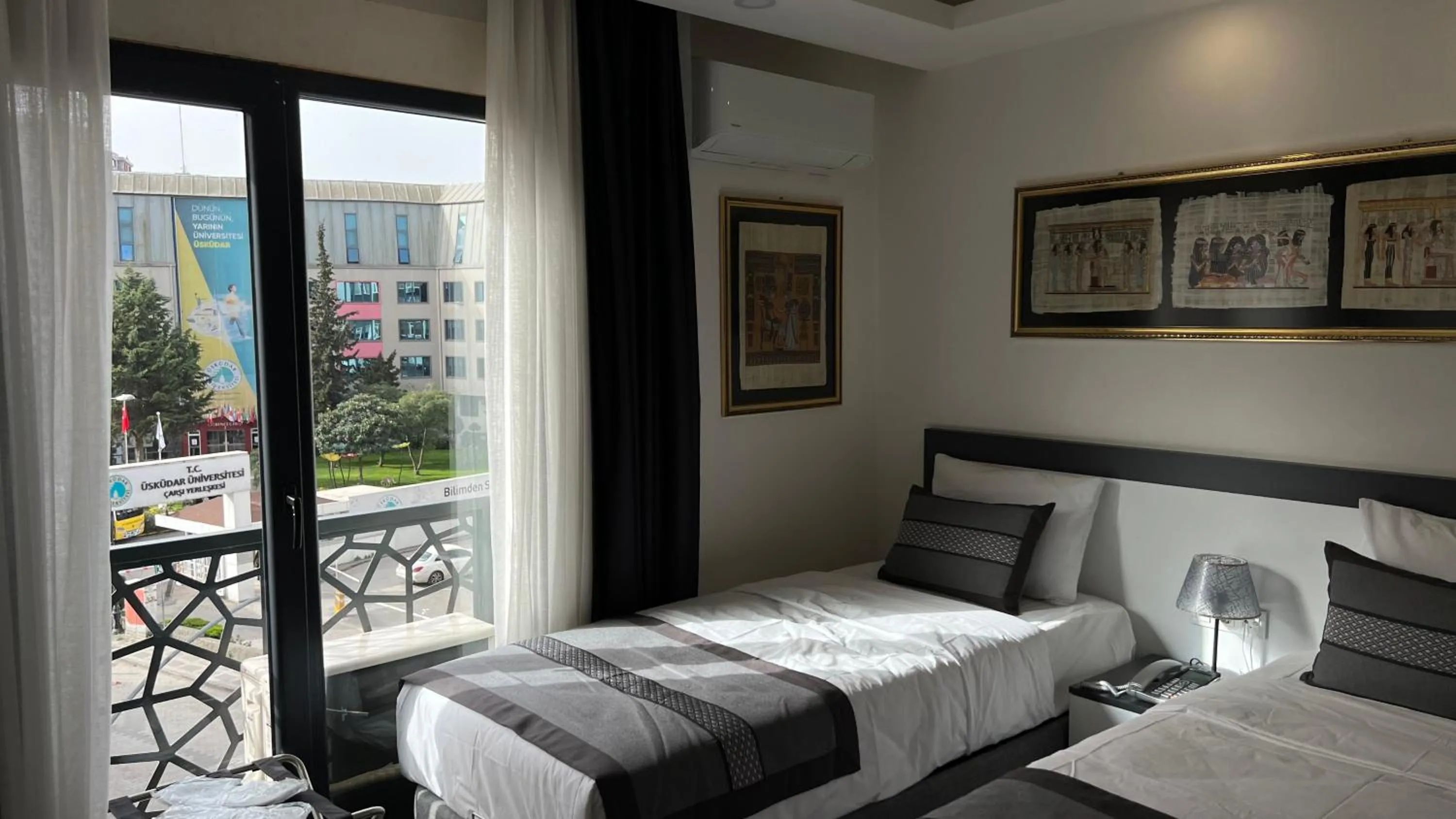 Bed in Askadar Çatı Otel